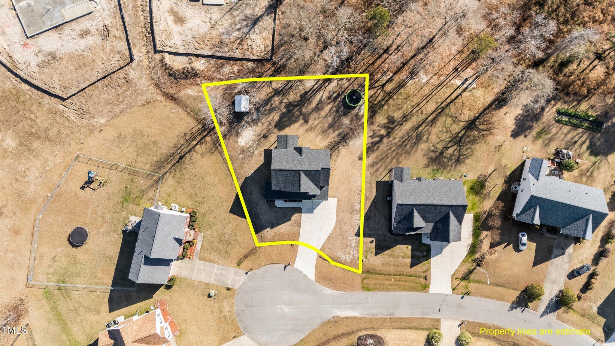 110 Davelin Place Property Photo 6