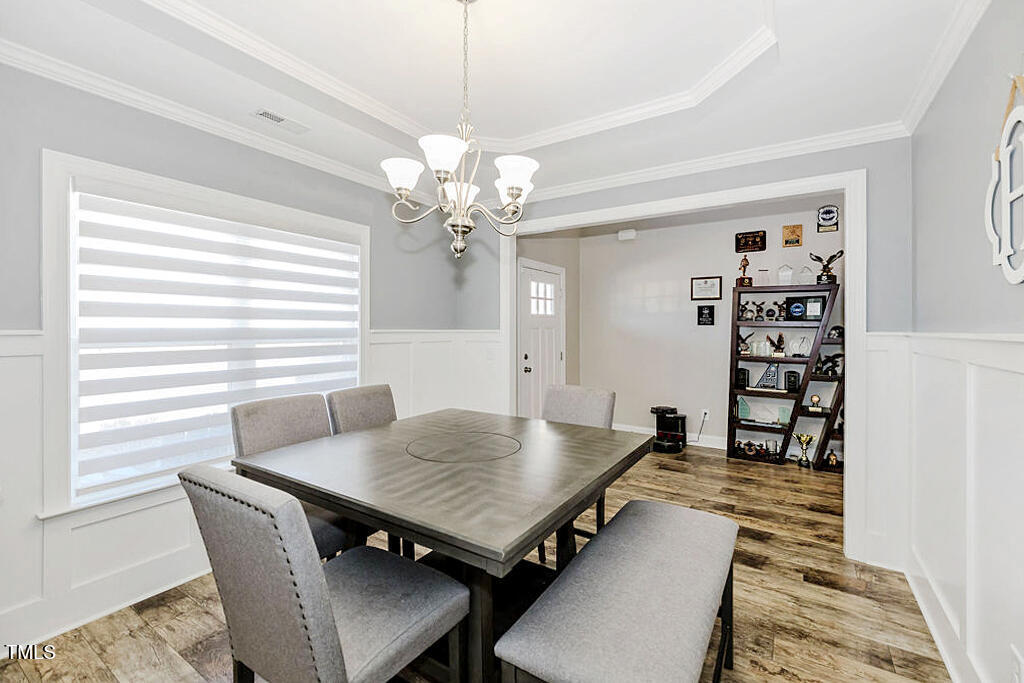 110 Davelin Place Property Photo 8