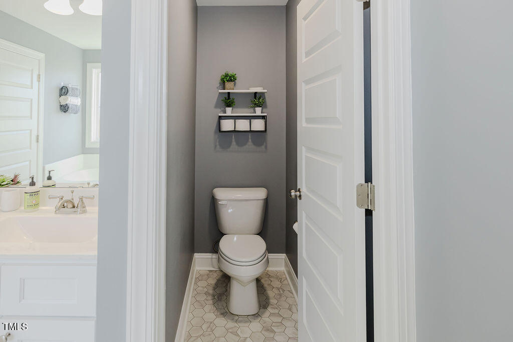 110 Davelin Place Property Photo 24