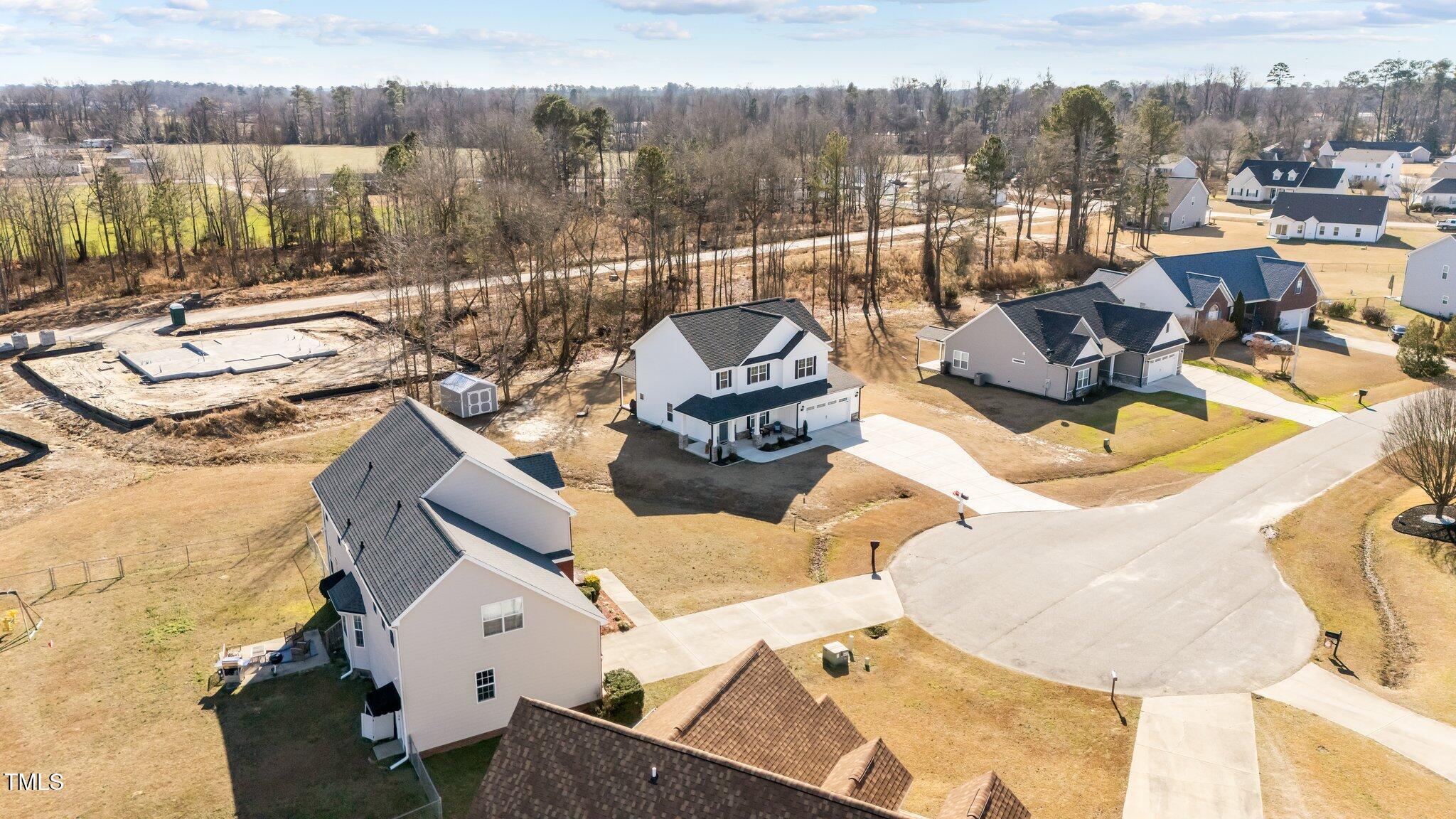 110 Davelin Place Property Photo 32