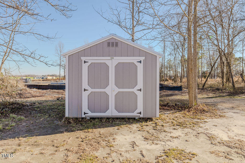110 Davelin Place Property Photo 39