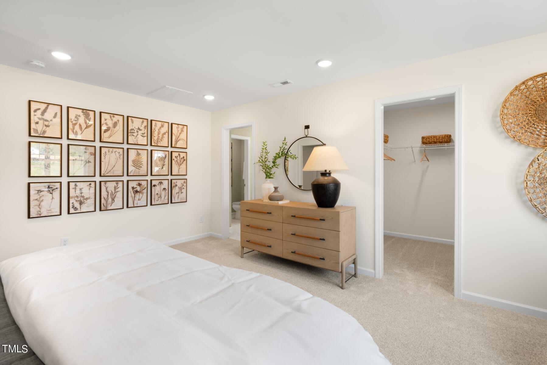 111 Siebold Street Property Photo 32