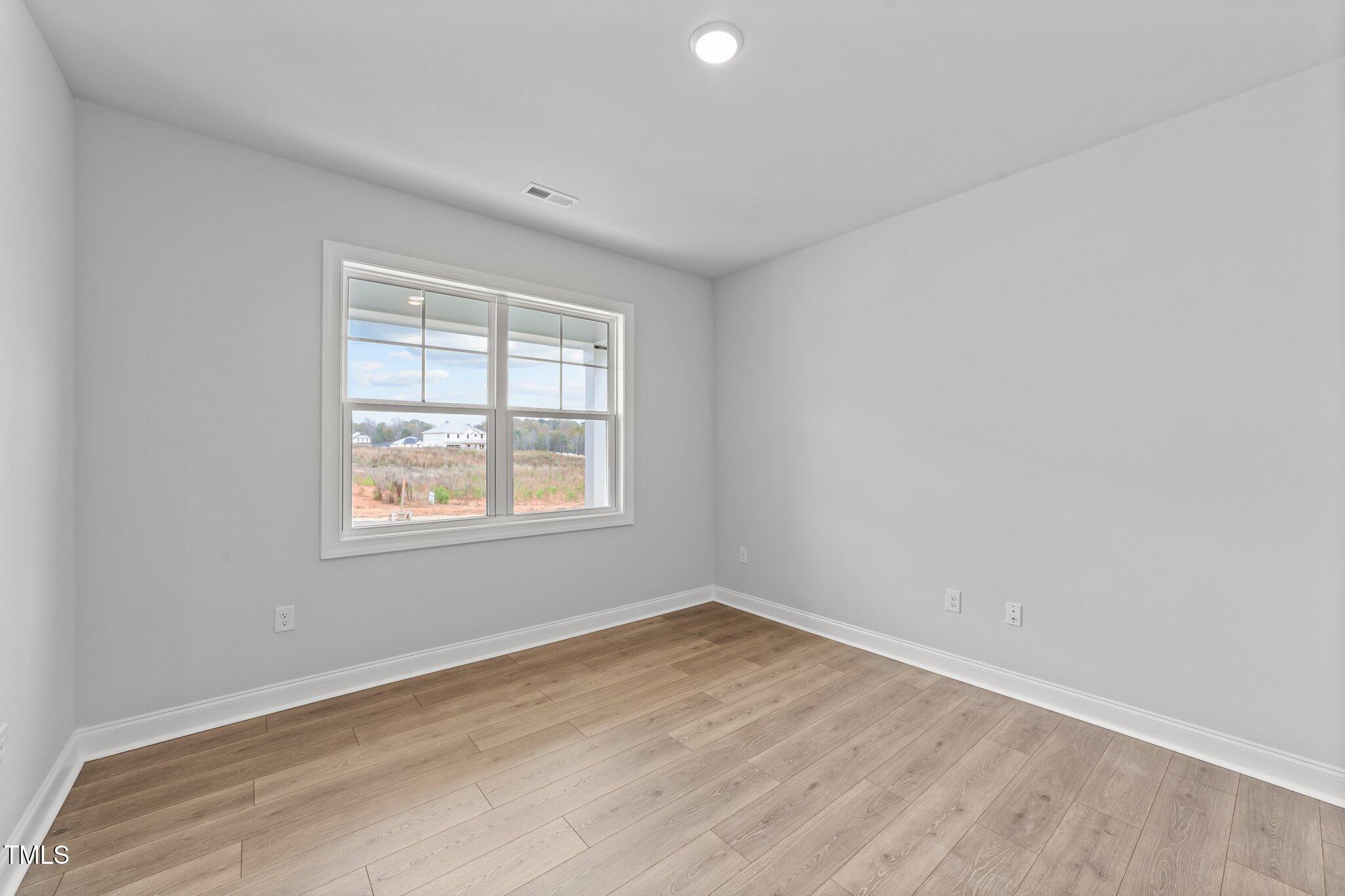 529 Ravensworth Drive Property Photo 2