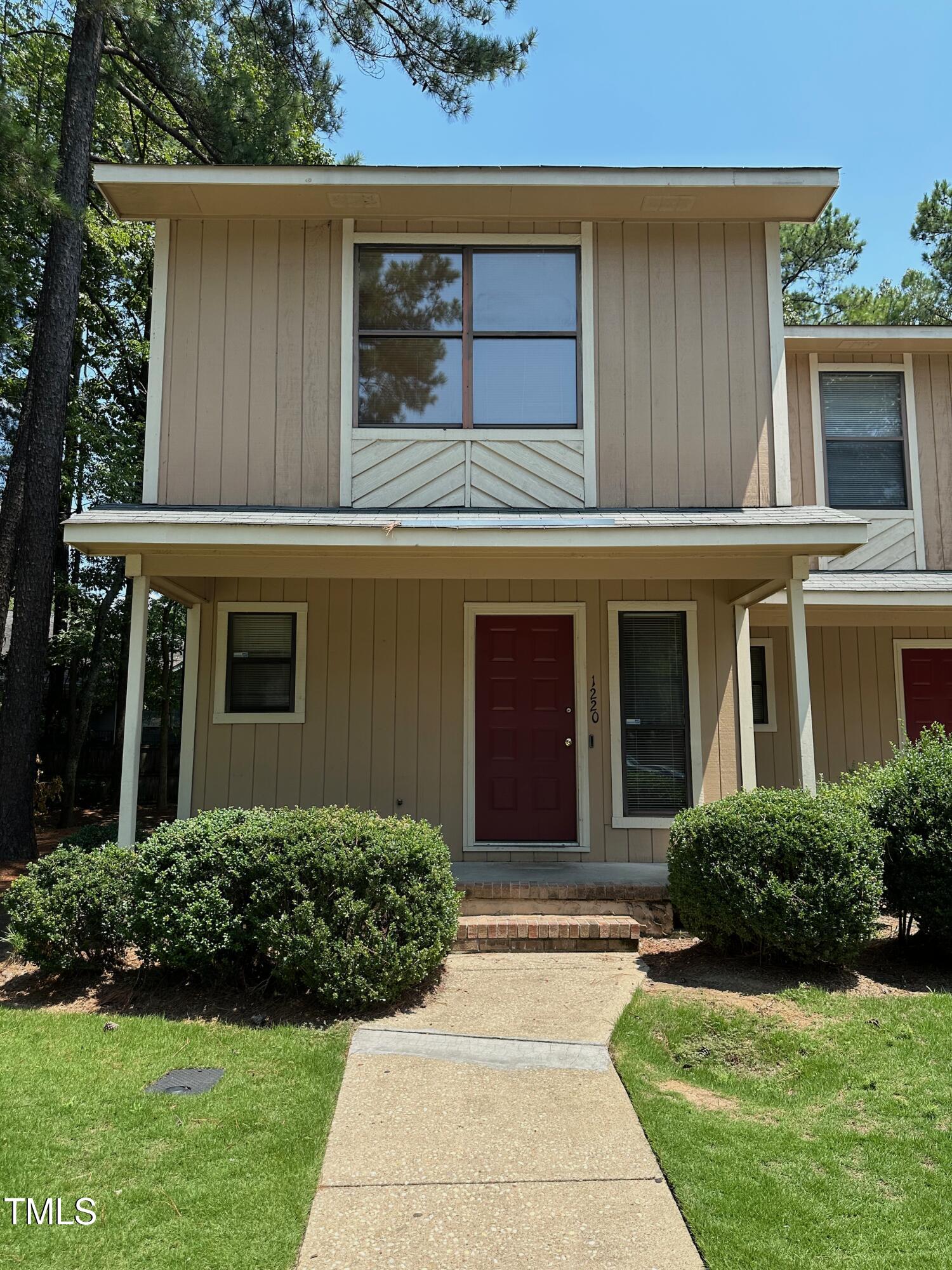 1220 Huntsman Court Property Photo