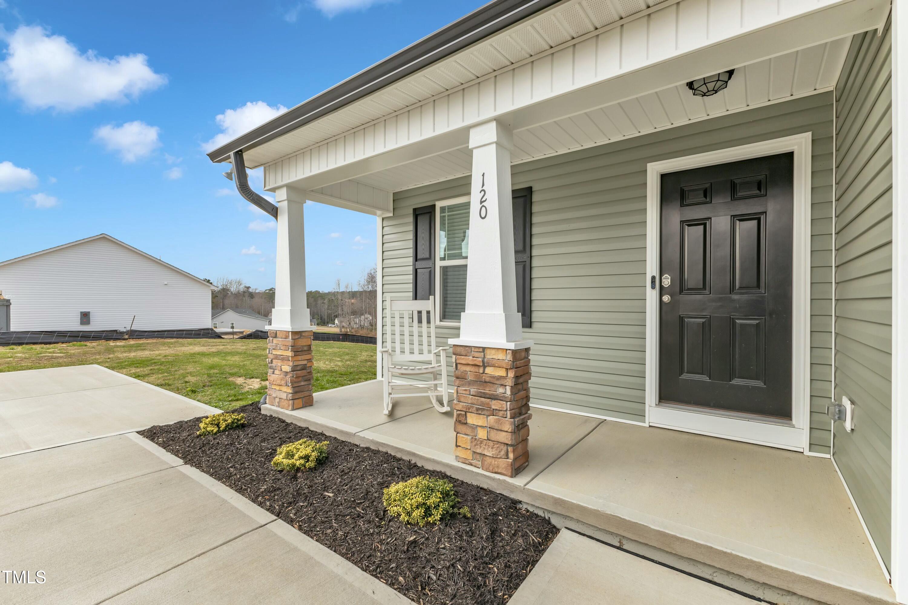 120 Starry Sky Drive Property Photo 7