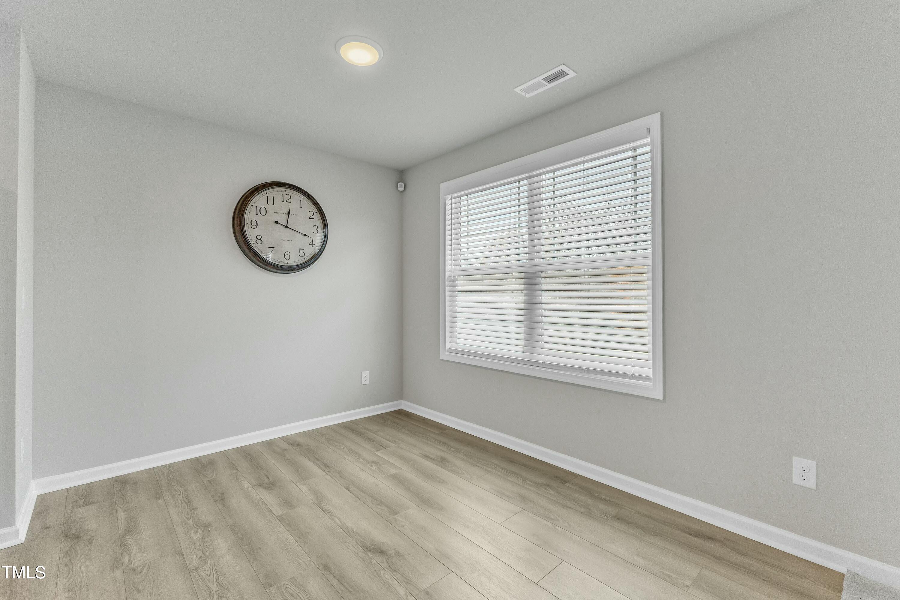120 Starry Sky Drive Property Photo 28