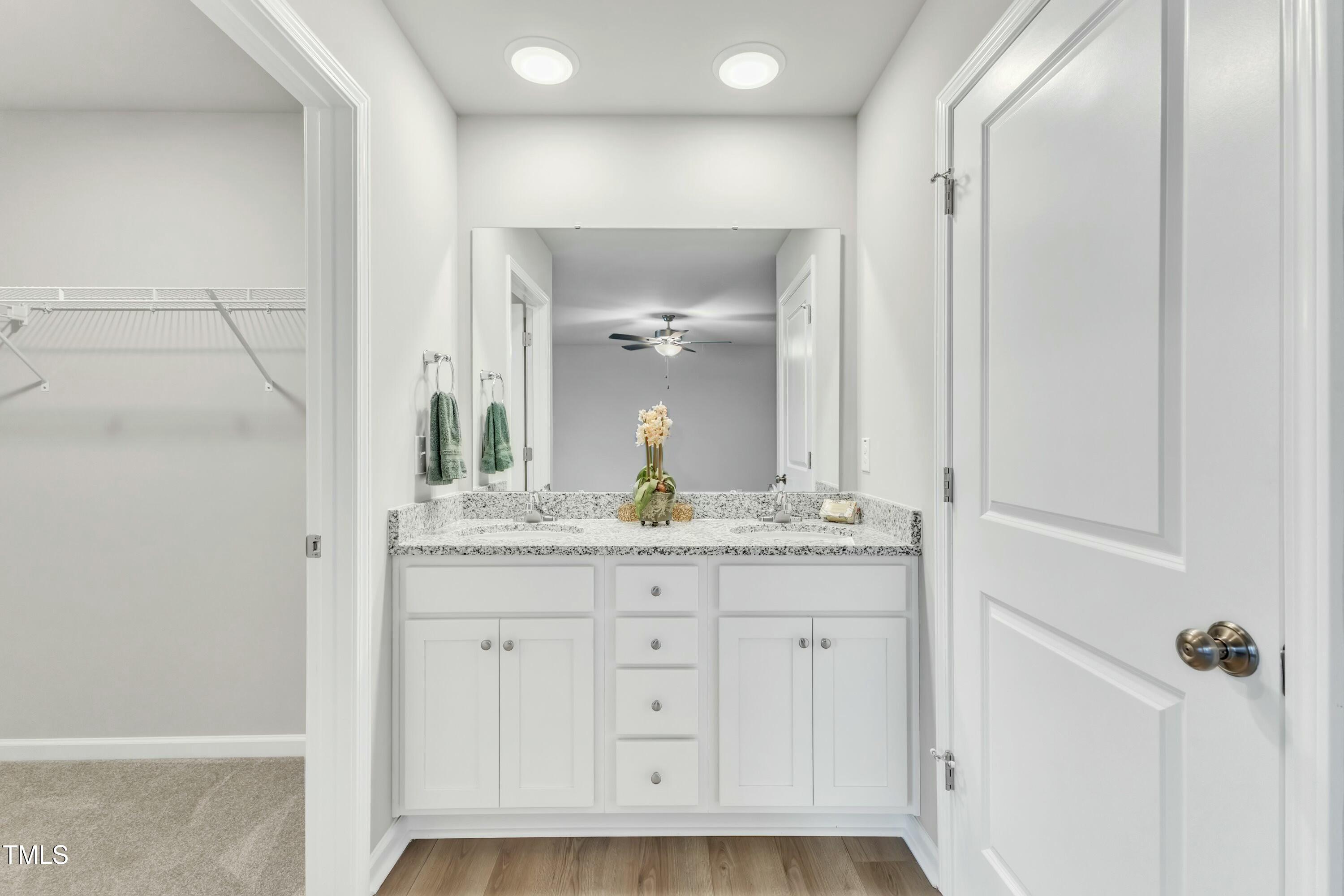 120 Starry Sky Drive Property Photo 33