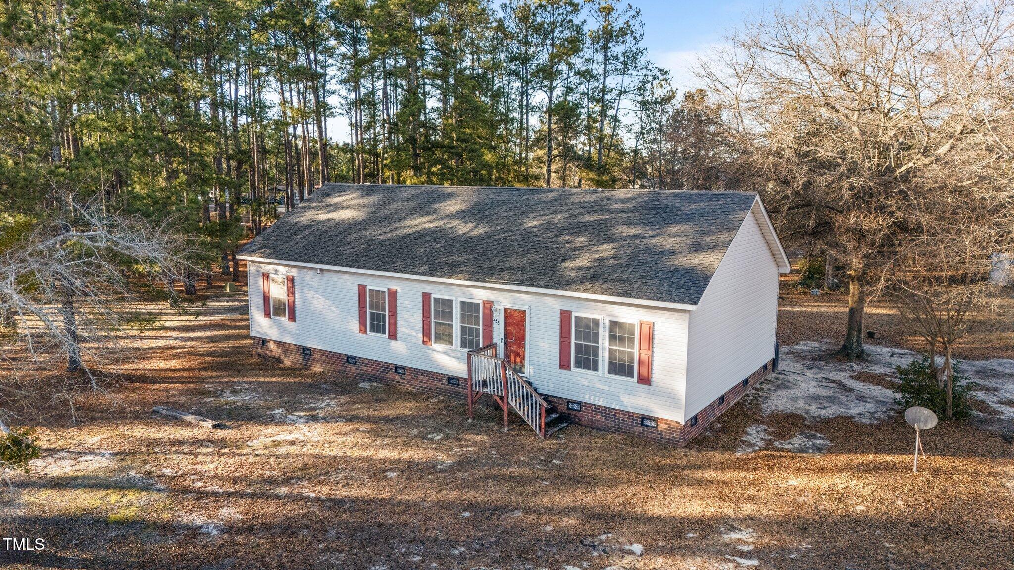 283 Old Laurinburg Road Property Photo 3