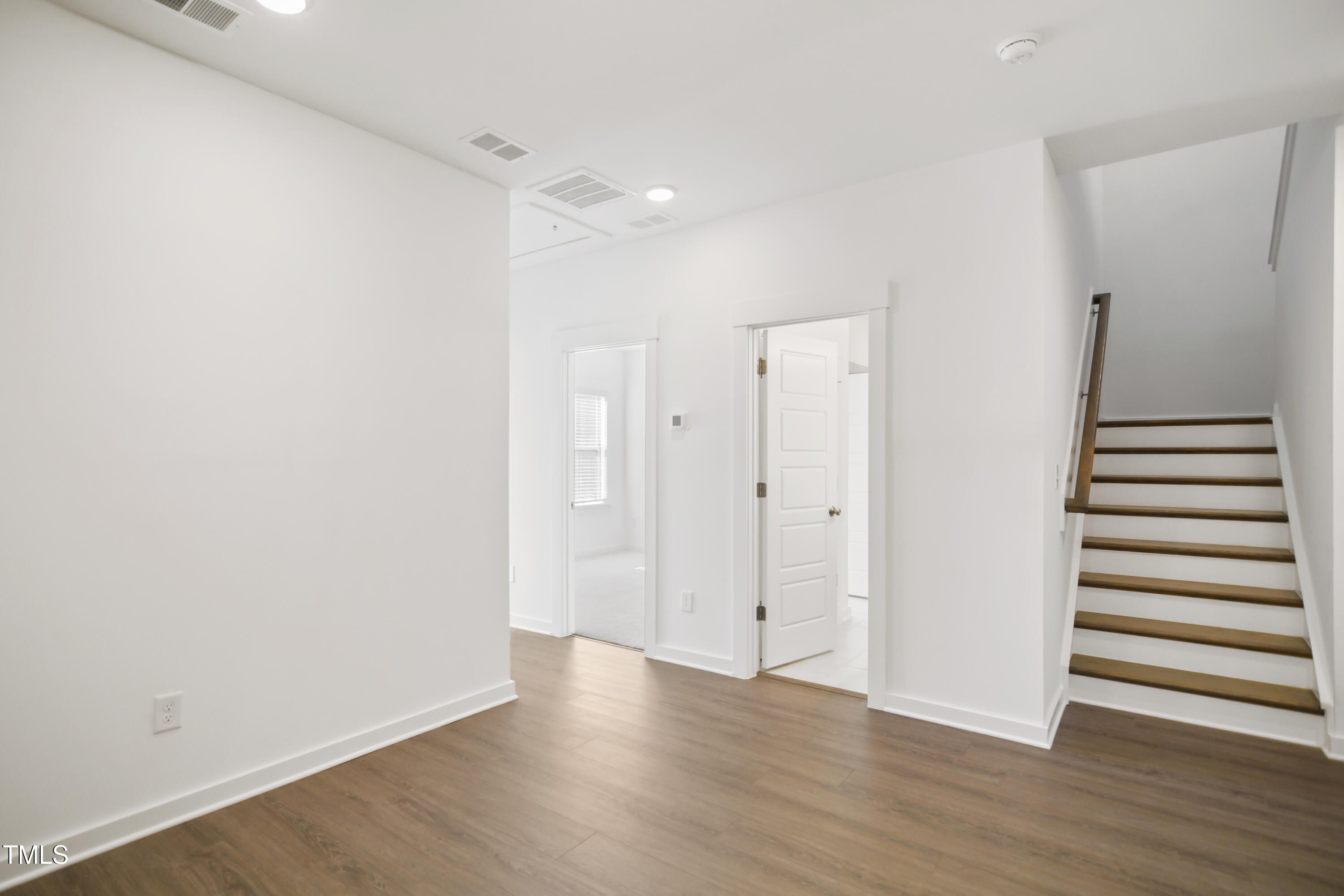 2029 Maggie Valley Drive Property Photo 20