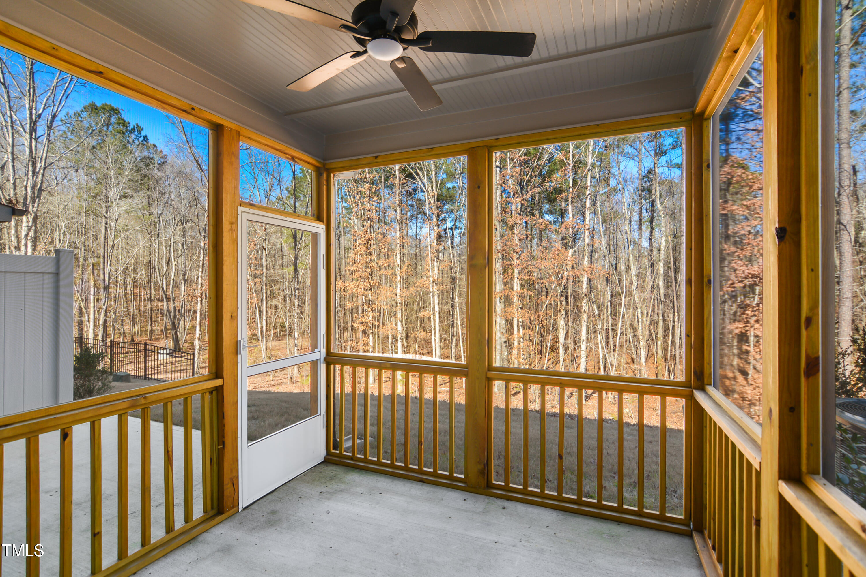 2029 Maggie Valley Drive Property Photo 27
