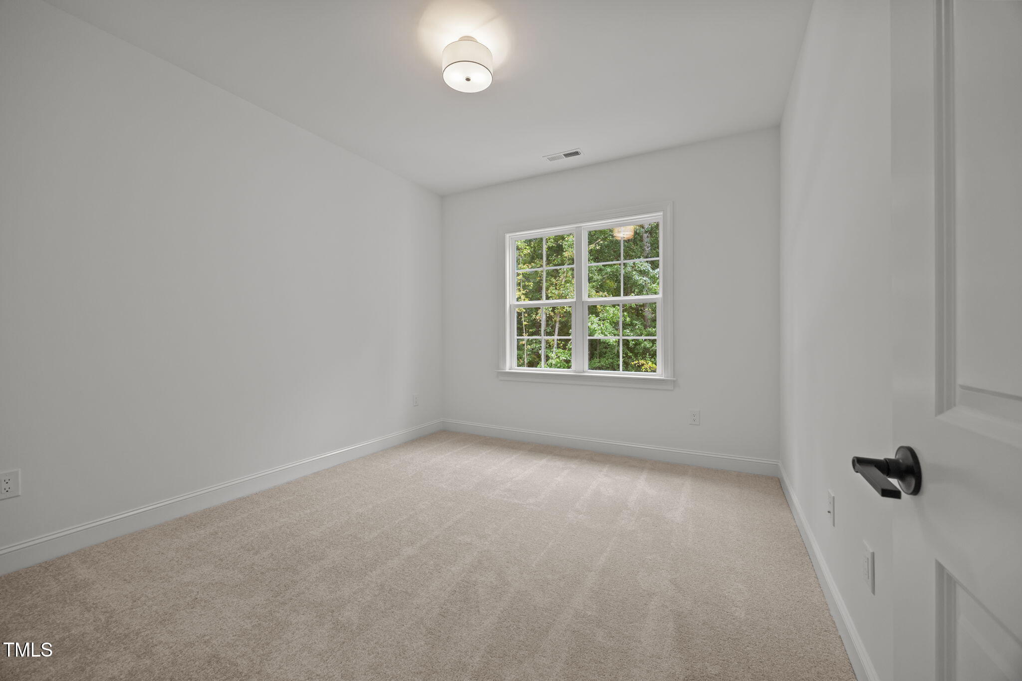 2628 Silver Gate Court Property Photo 28