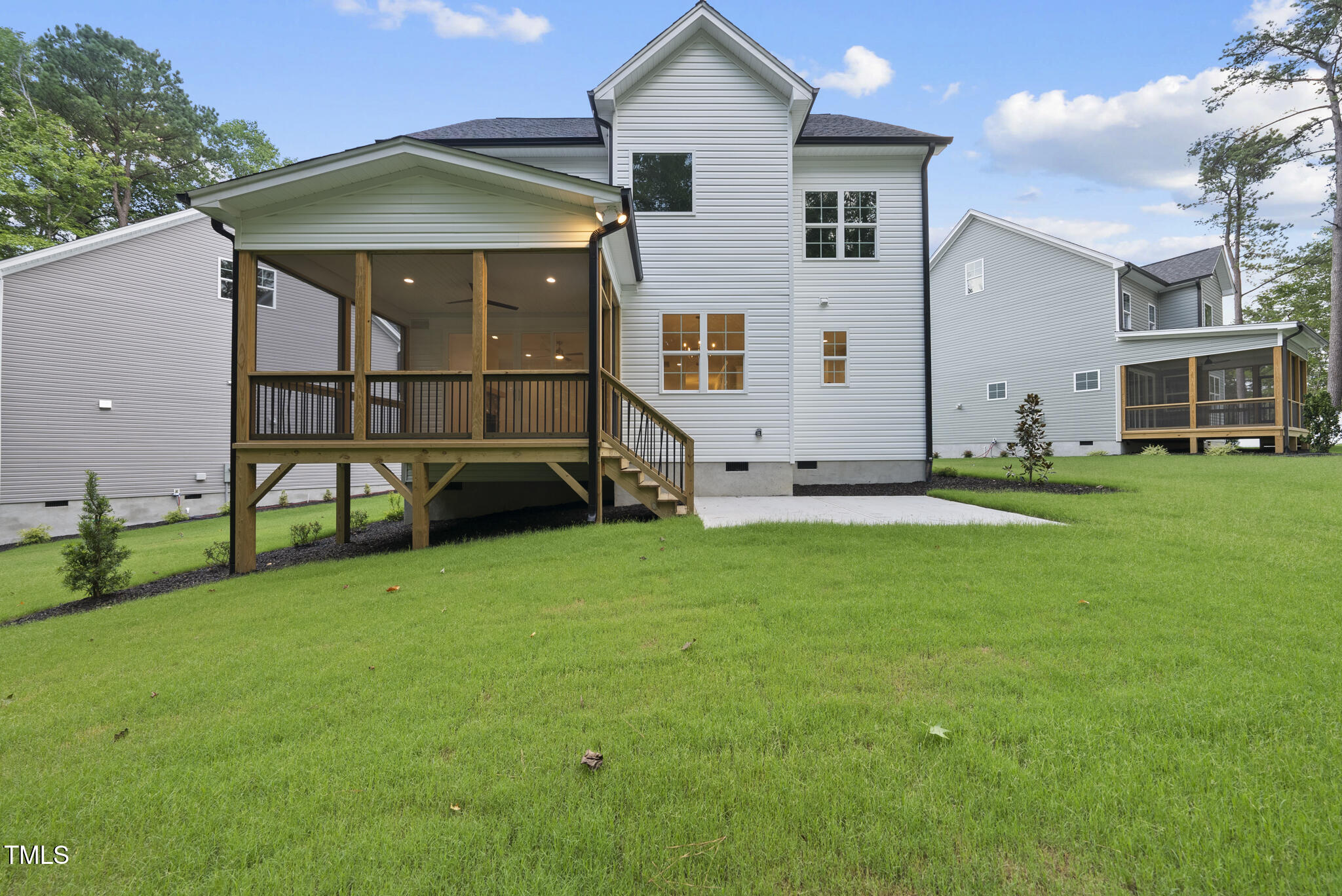 2628 Silver Gate Court Property Photo 35