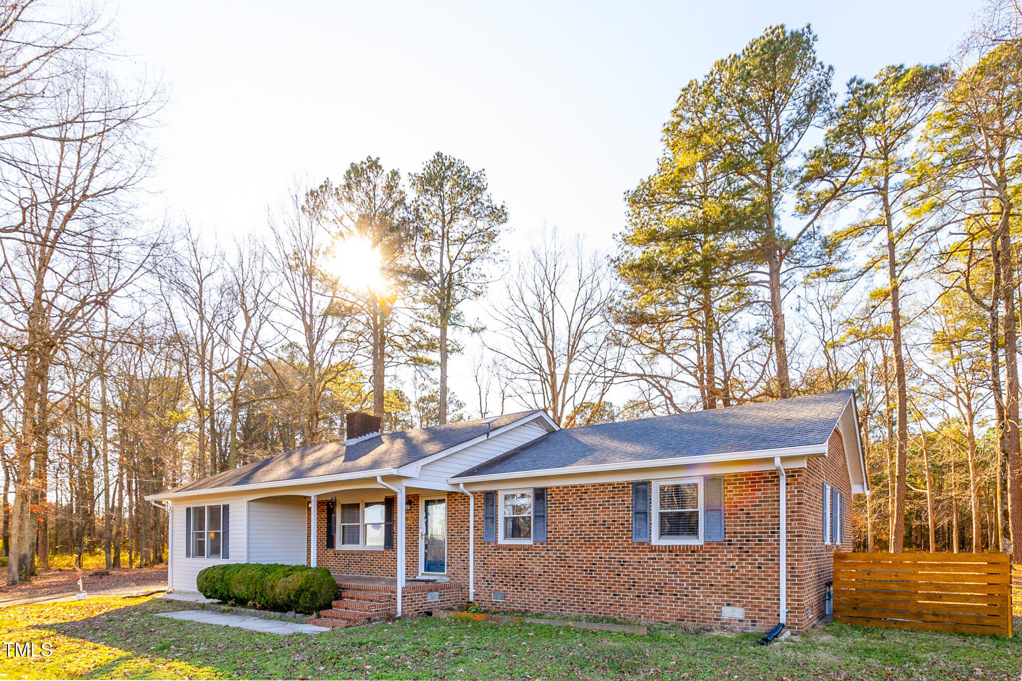 11382 Gaskill Farm Road Property Photo 1