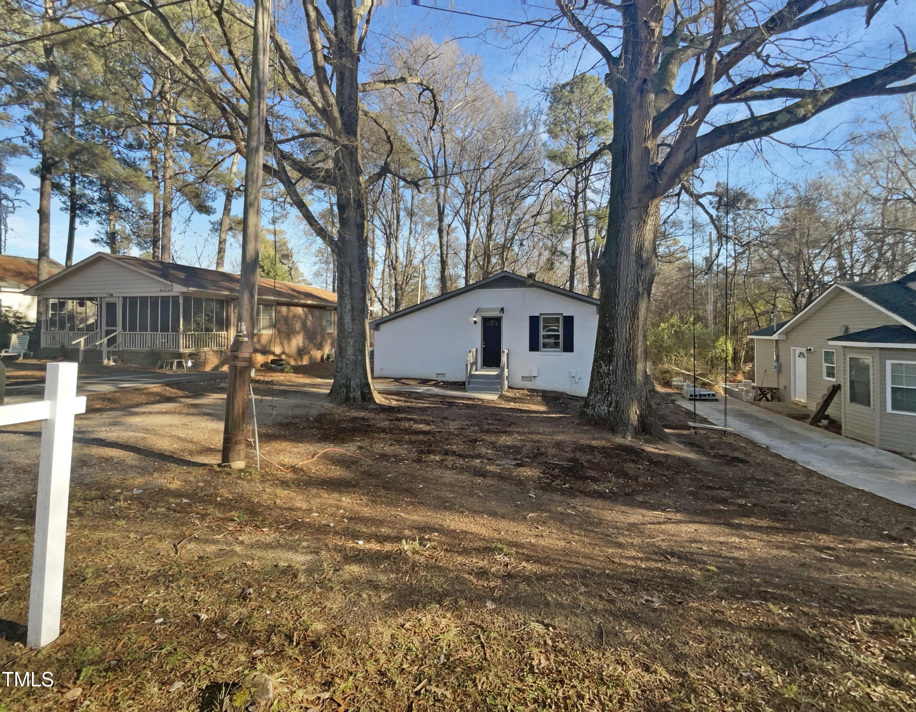 708 N Allen Road Property Photo 1