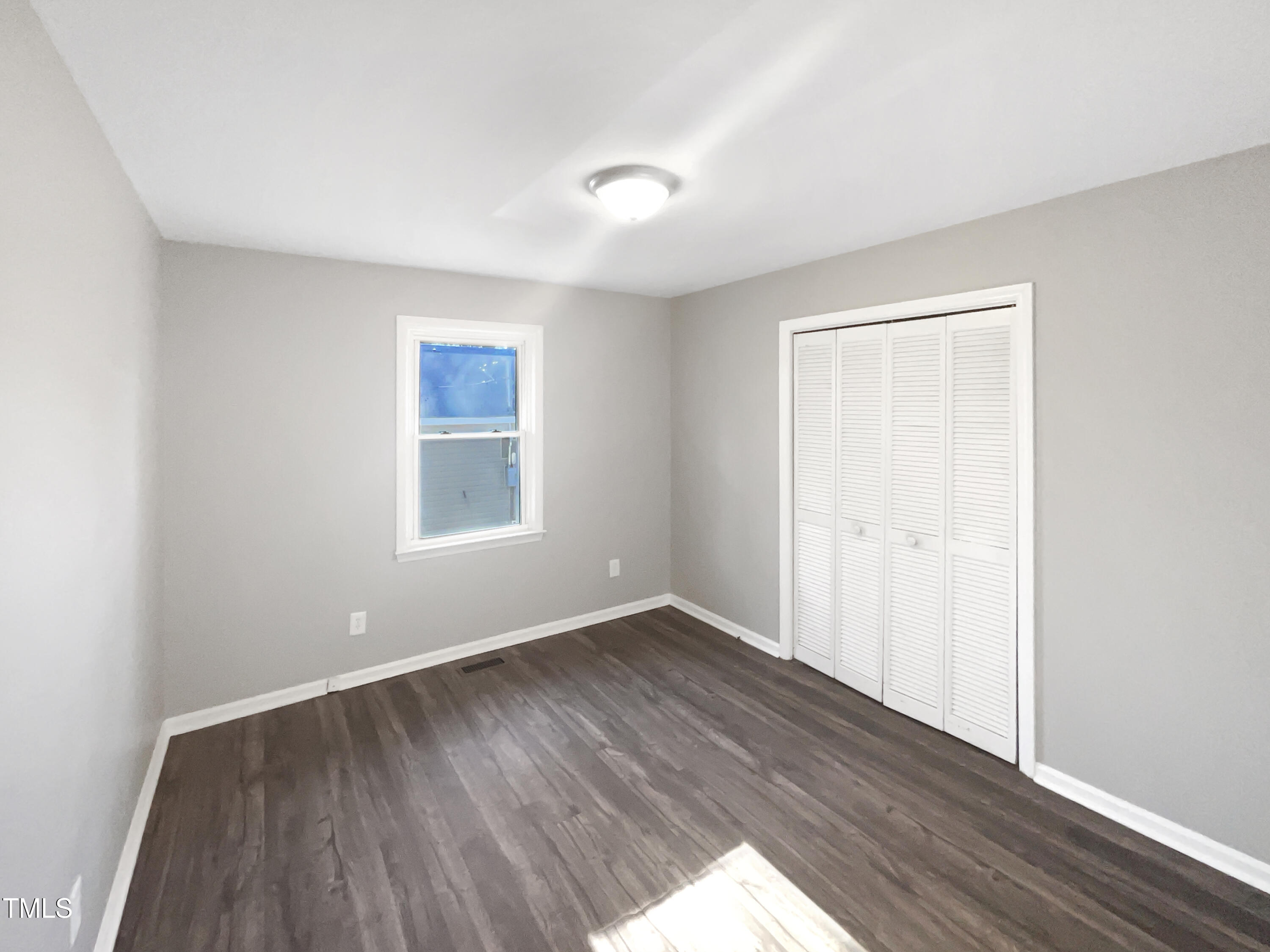 708 N Allen Road Property Photo 16
