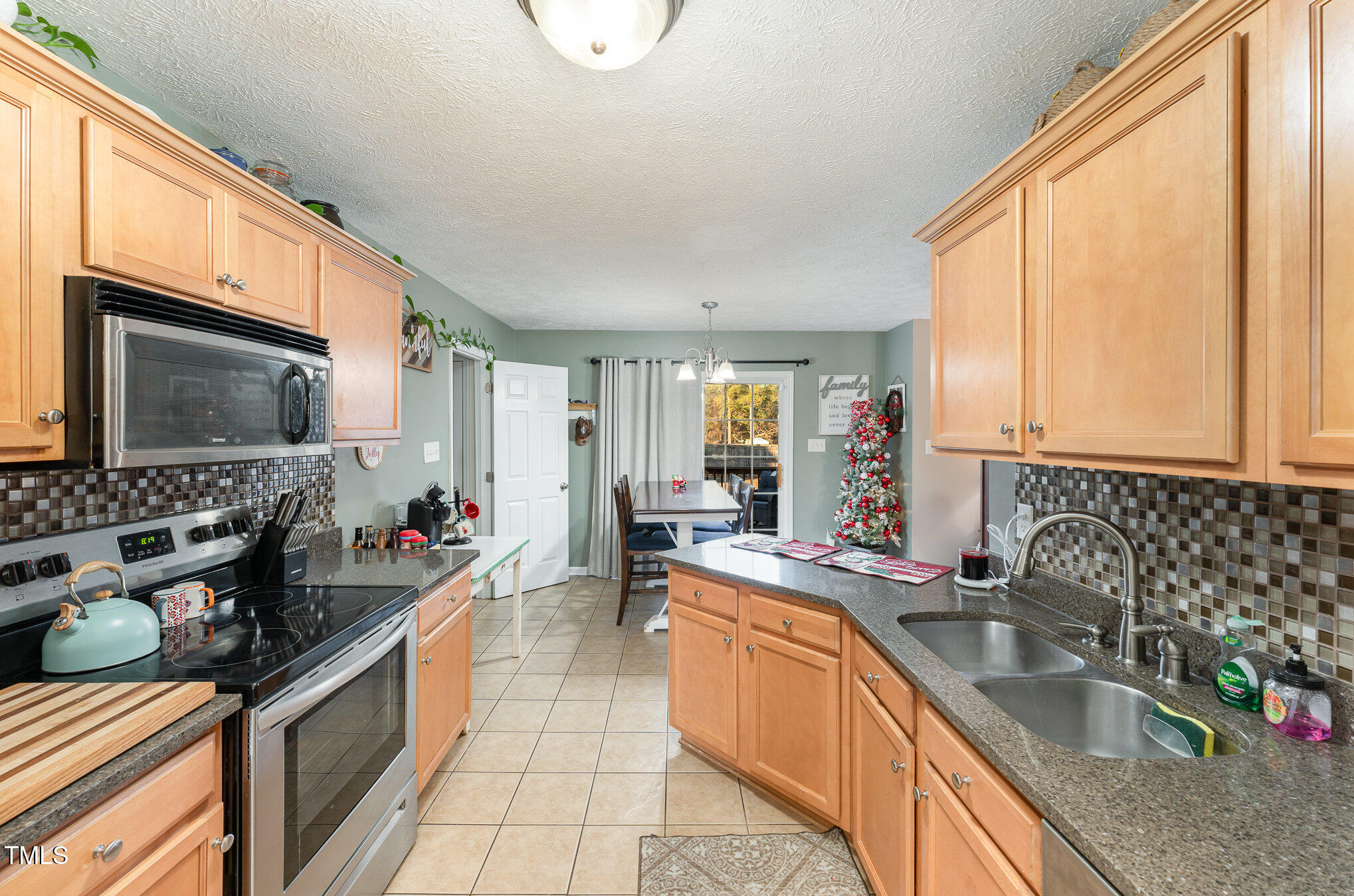 575 Crystal Spring Drive Property Photo 11