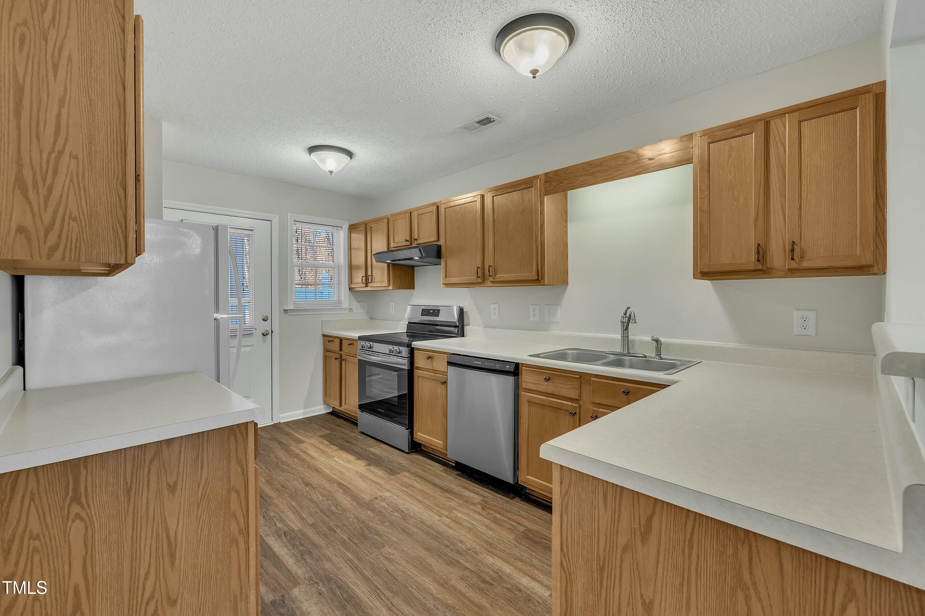 3727 Votive Lane Property Photo 11