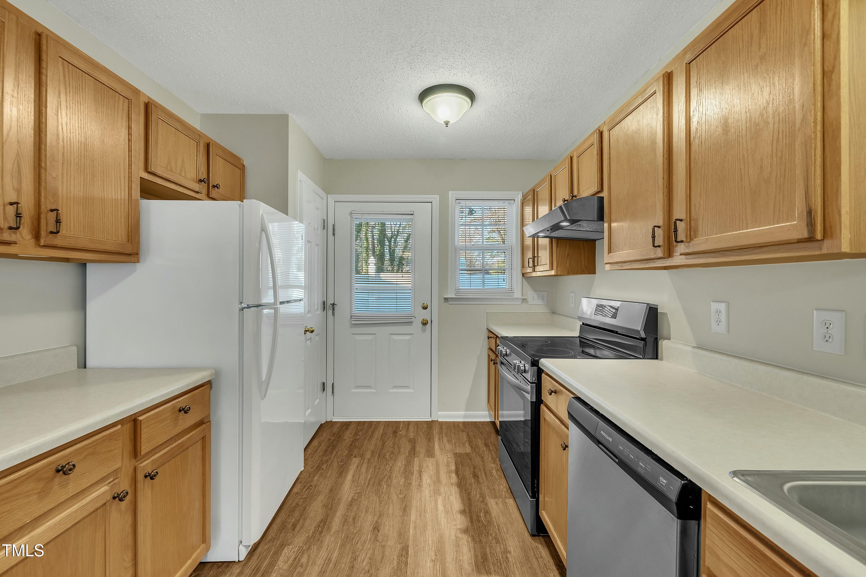 3727 Votive Lane Property Photo 15