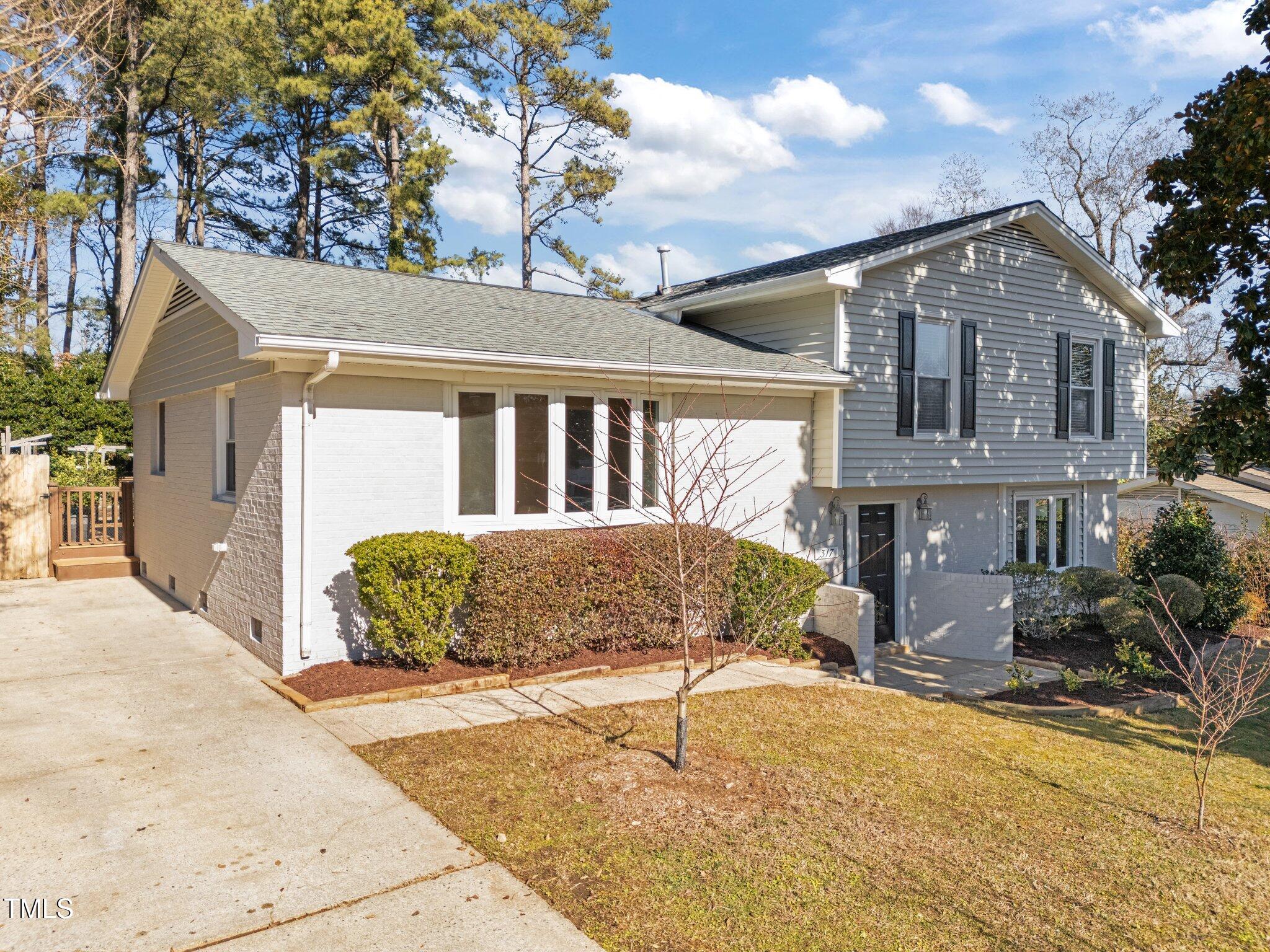317 Compton Road Property Photo 3