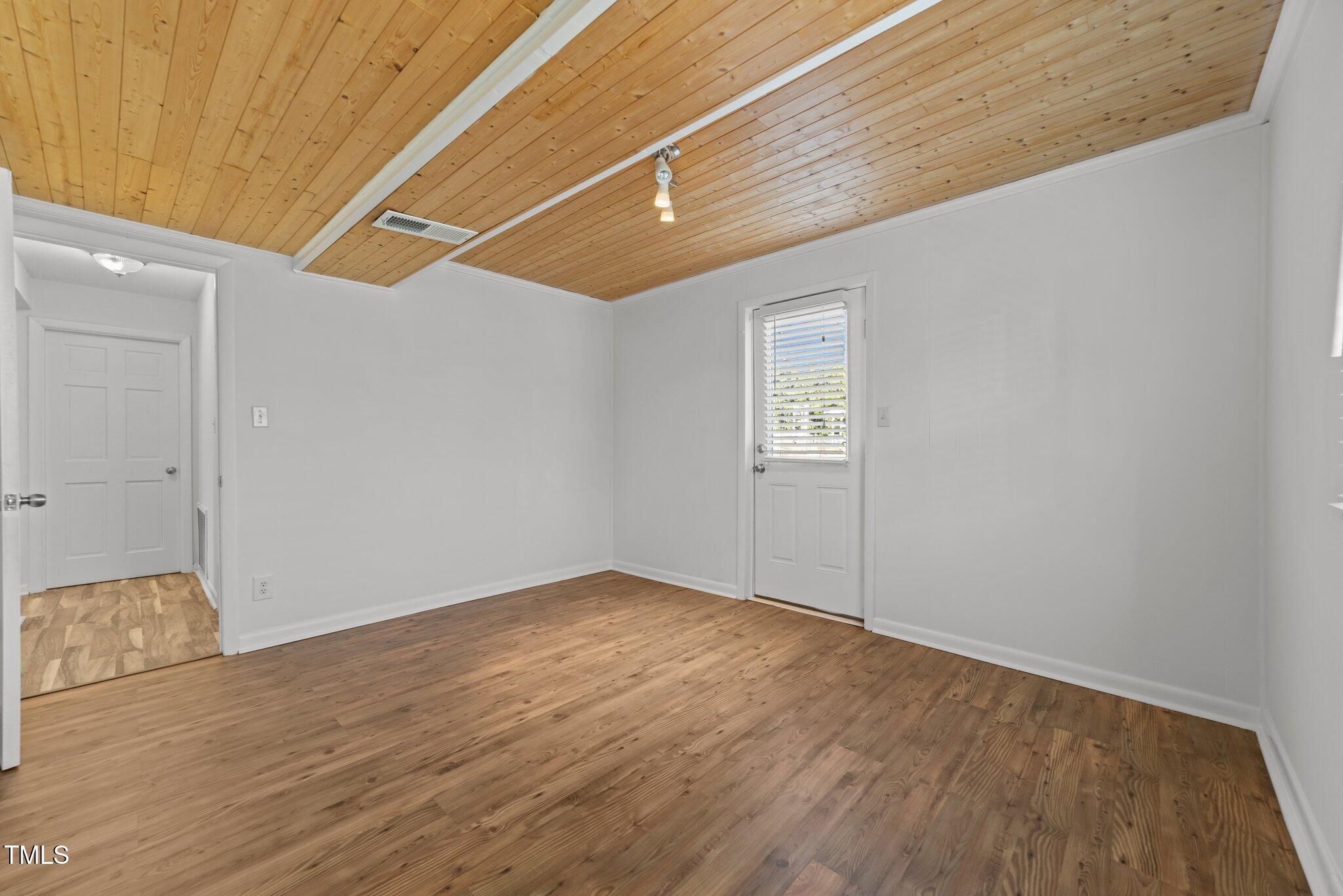 317 Compton Road Property Photo 10