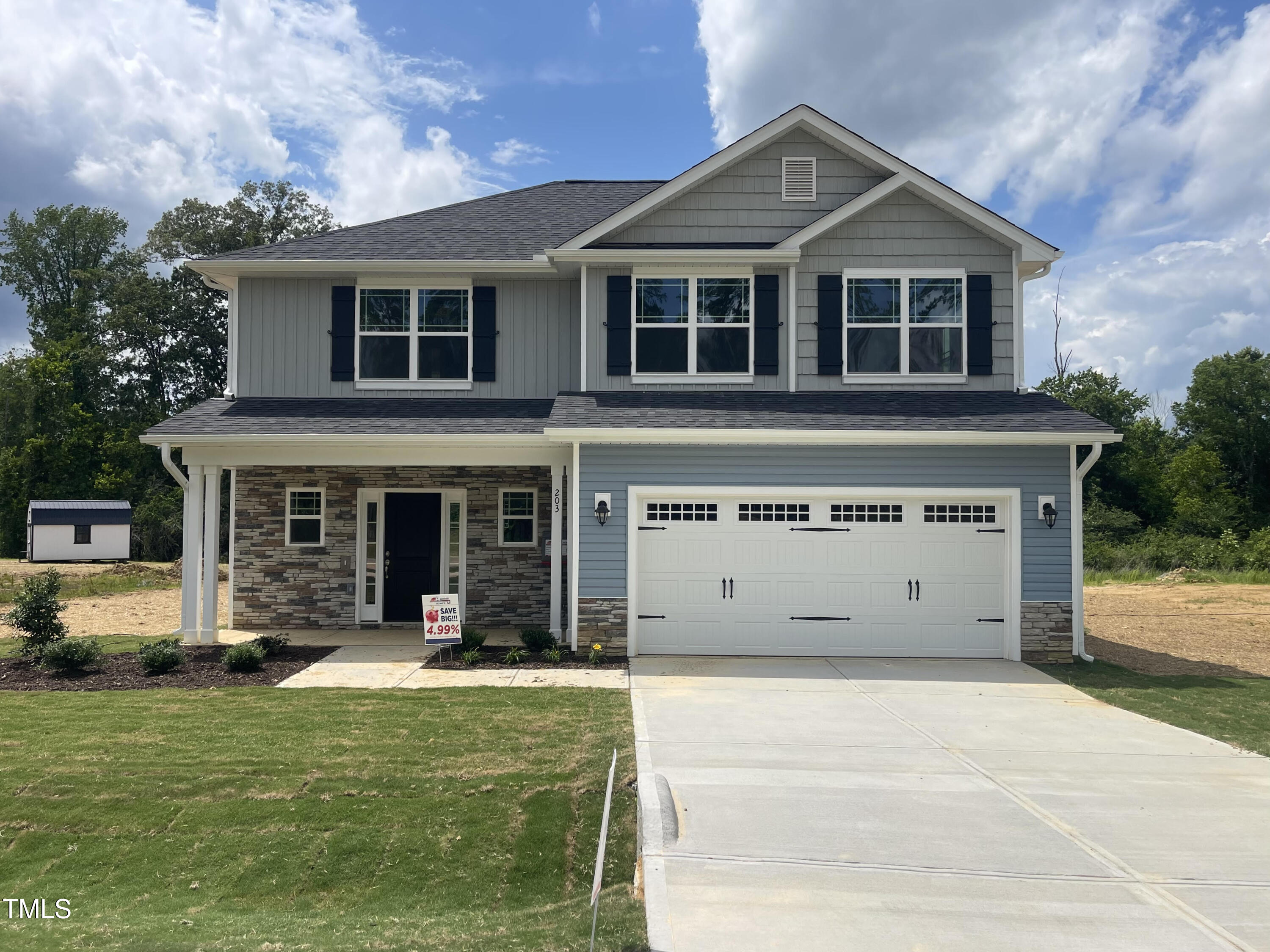 203 Lake Edge Drive Property Photo 1