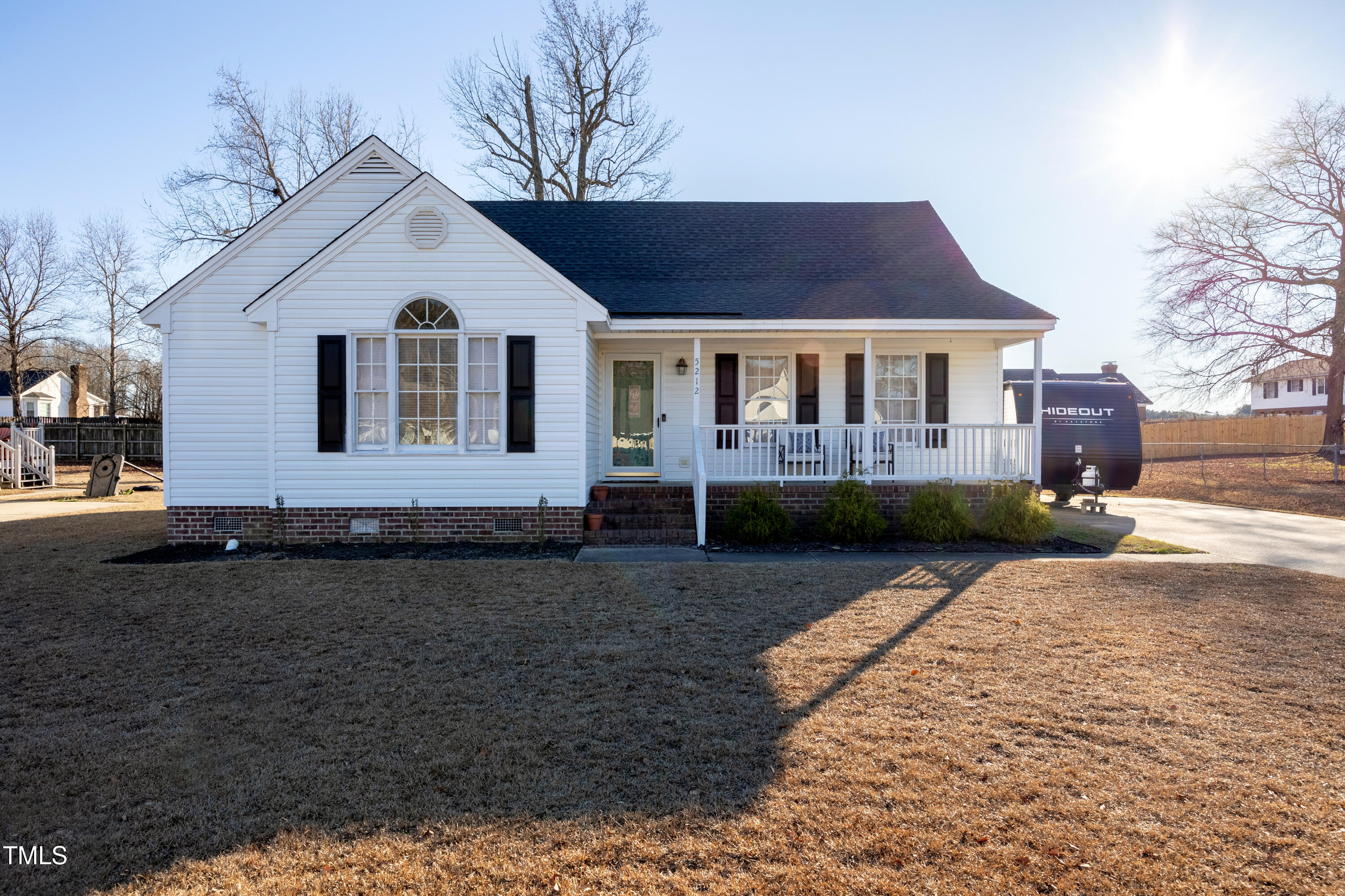 5212 Castlewood Drive Property Photo