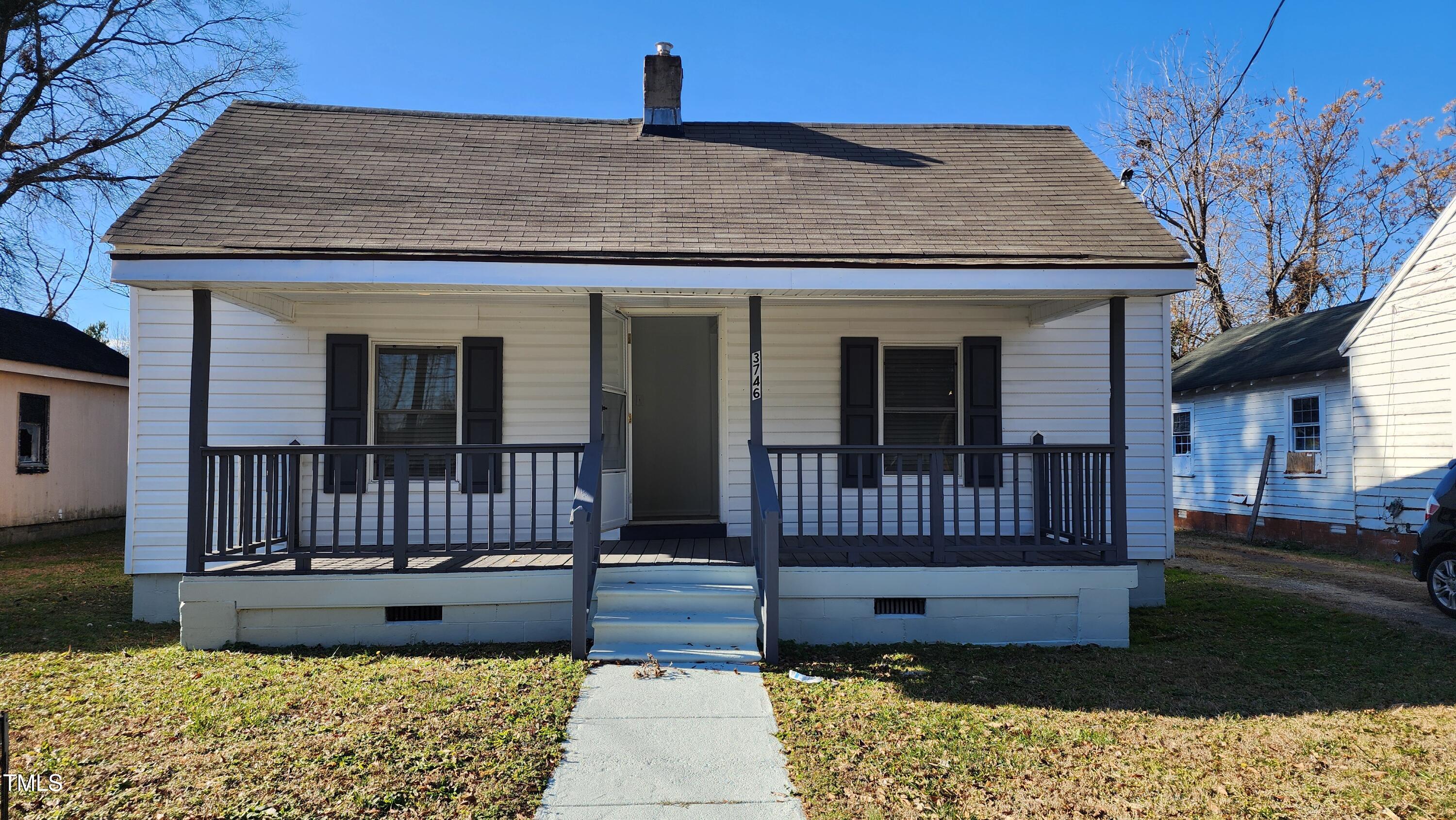 3746 Cameron Street Property Photo