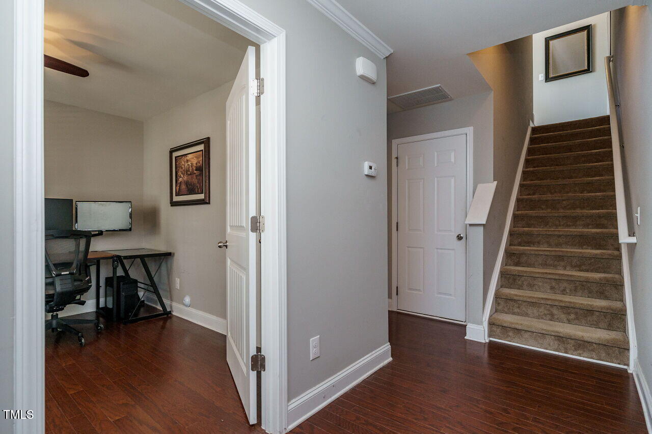 332 Dove Cottage Lane Property Photo 5