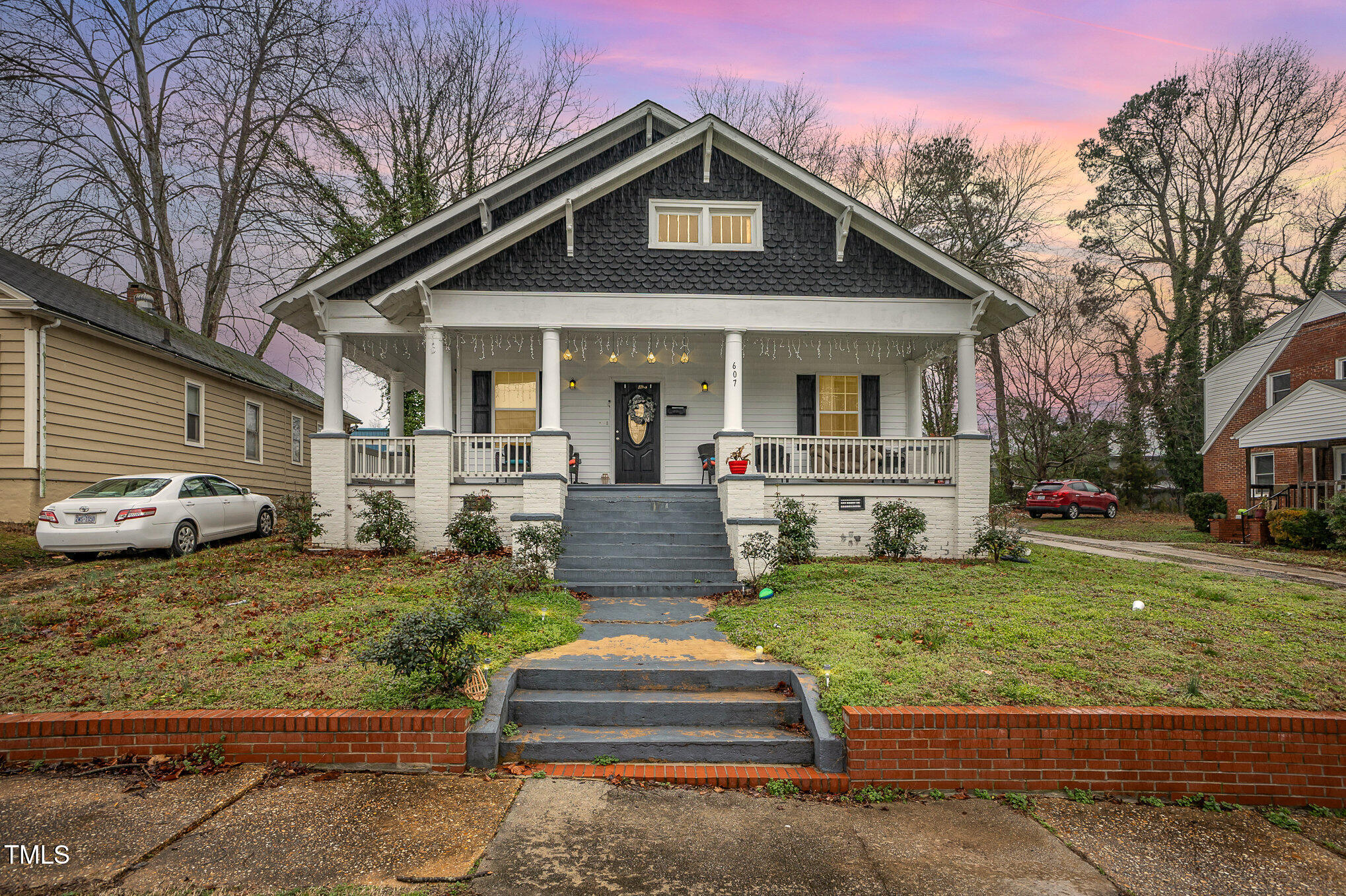607 Young Street Property Photo