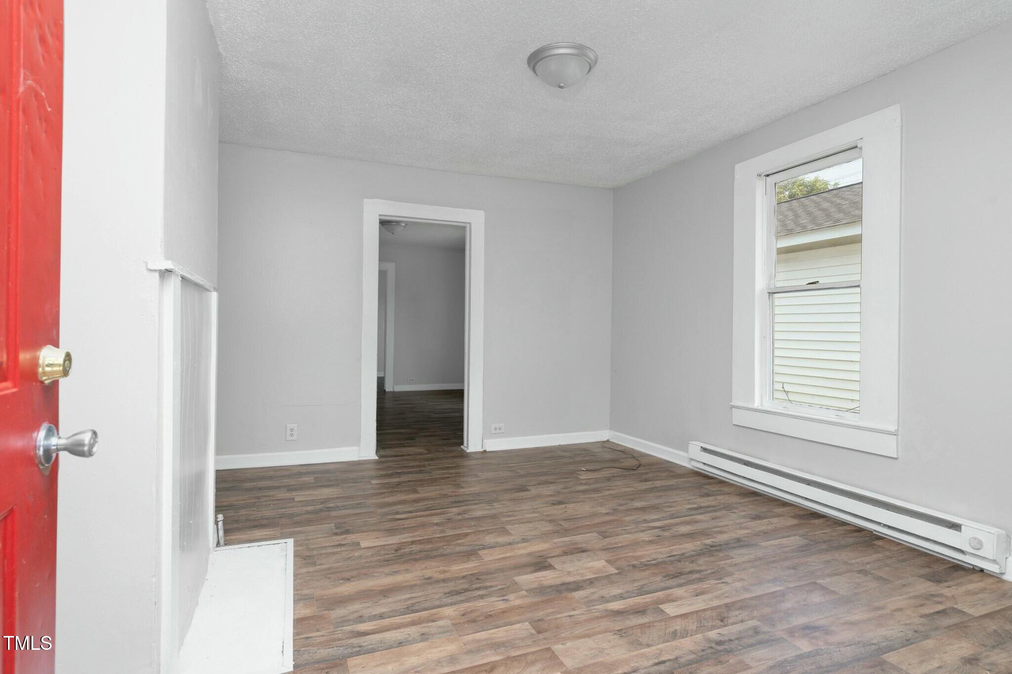 810 E Grand Avenue Property Photo 65