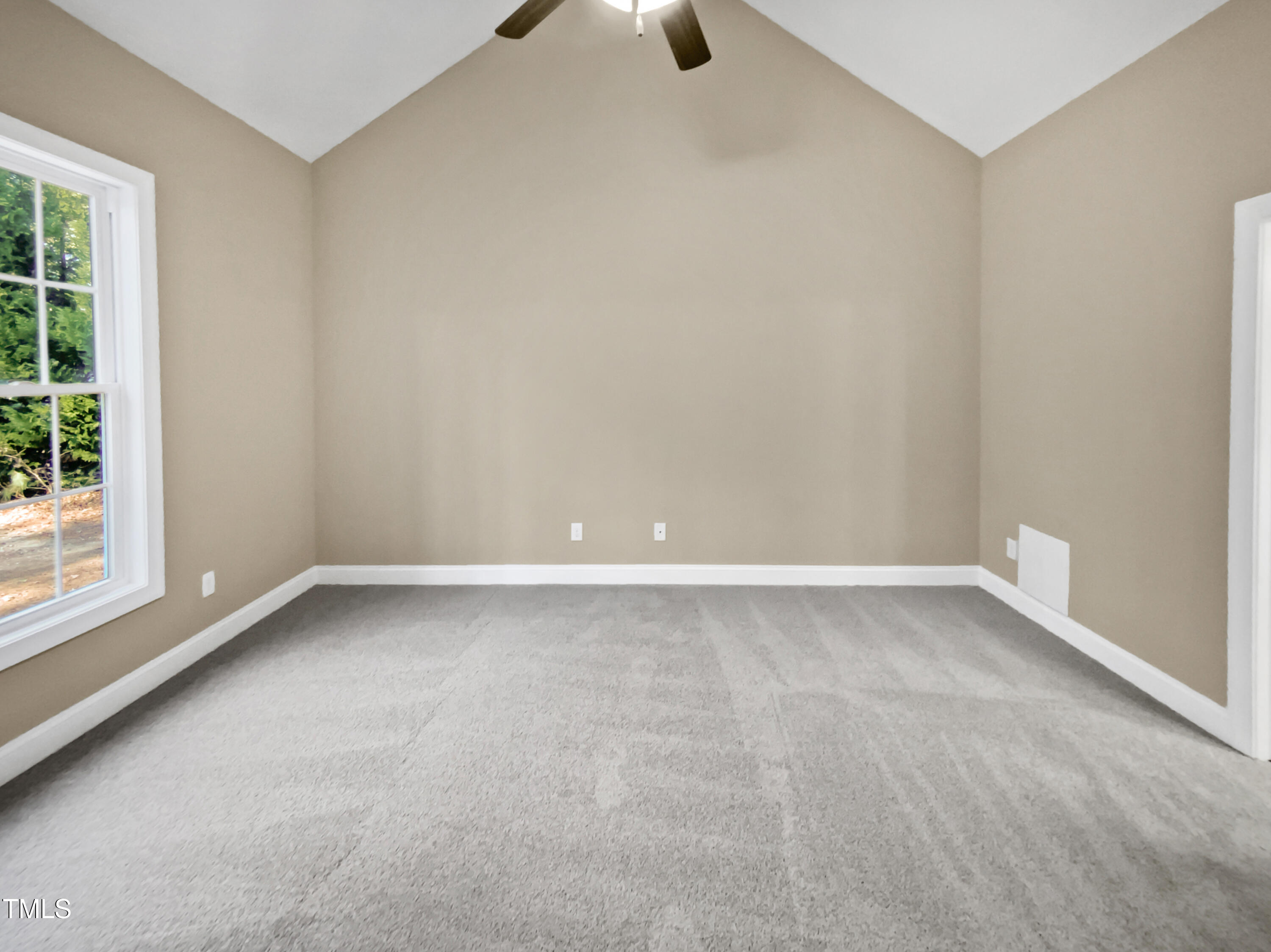 1813 Ferrell Meadows Drive Property Photo 10