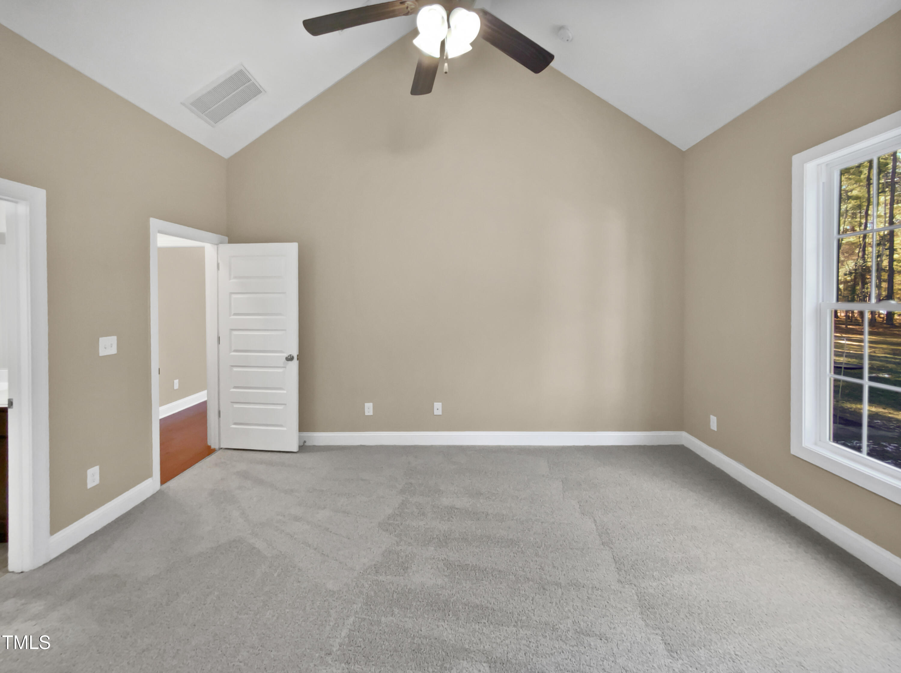 1813 Ferrell Meadows Drive Property Photo 11