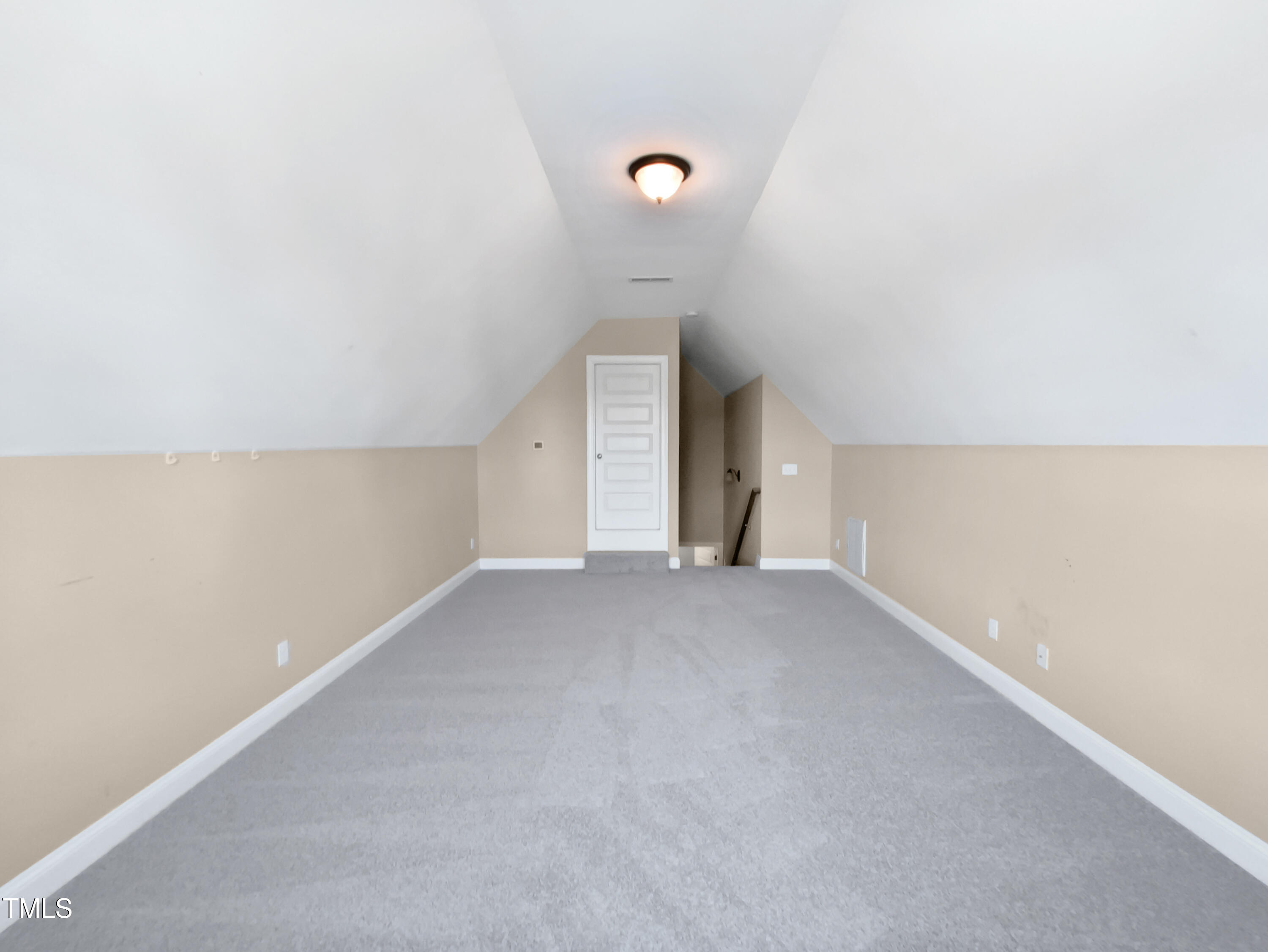 1813 Ferrell Meadows Drive Property Photo 17