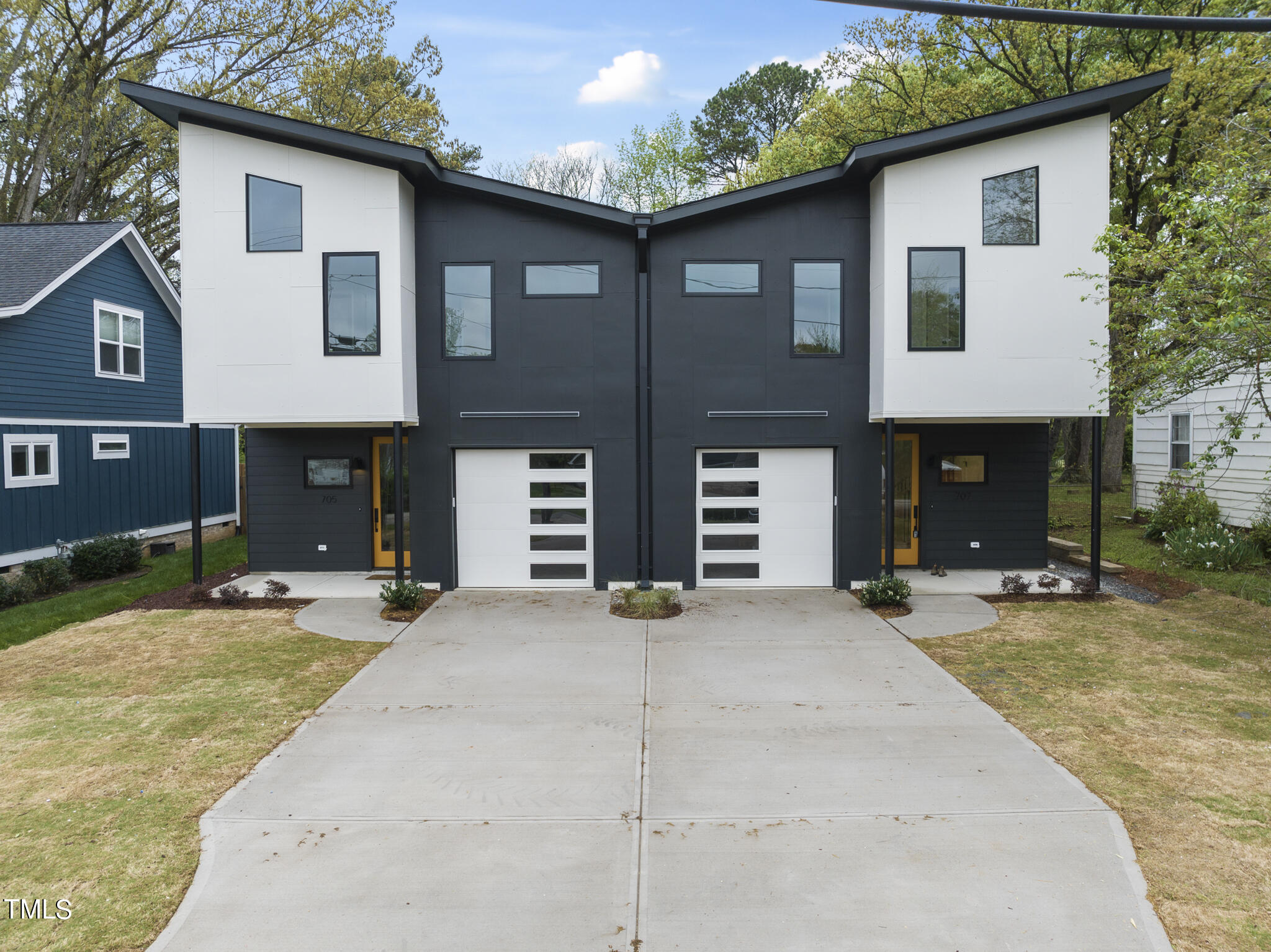 707 Colleton Road Property Photo 3