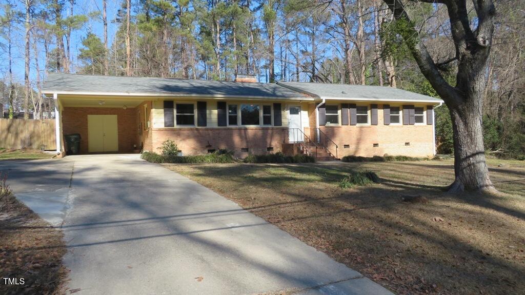 1202 Vandora Avenue Property Photo 1