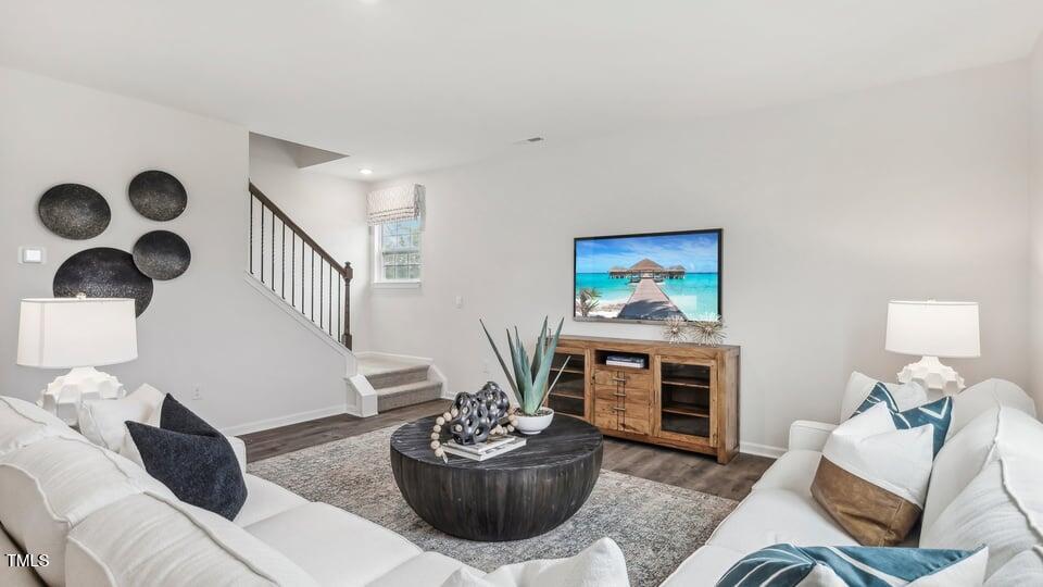 64 Tributary Way Property Photo 8