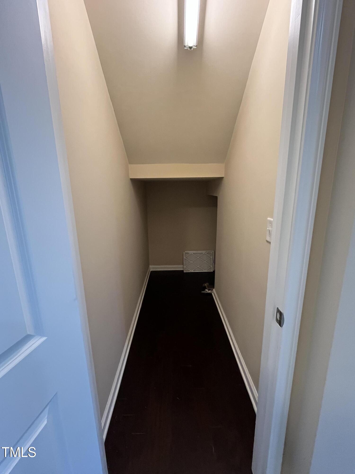 7205 Ladbrooke Street Property Photo 5