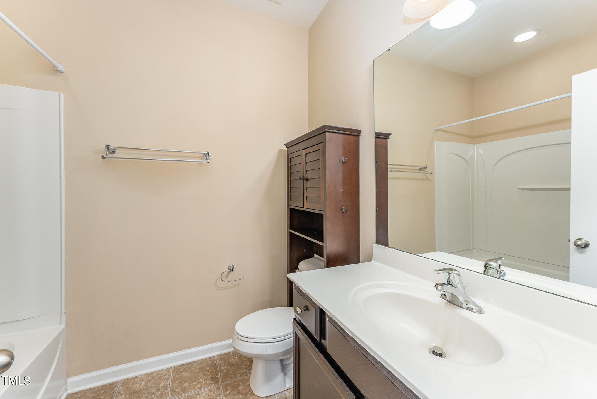 7205 Ladbrooke Street Property Photo 19