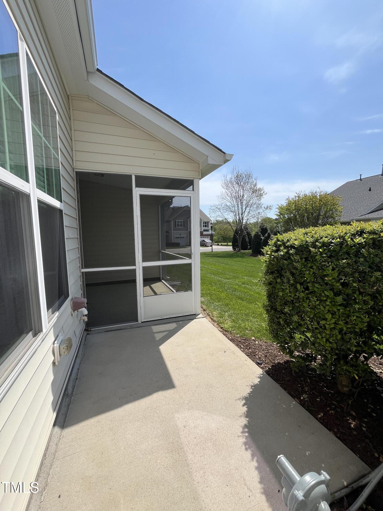7205 Ladbrooke Street Property Photo 24