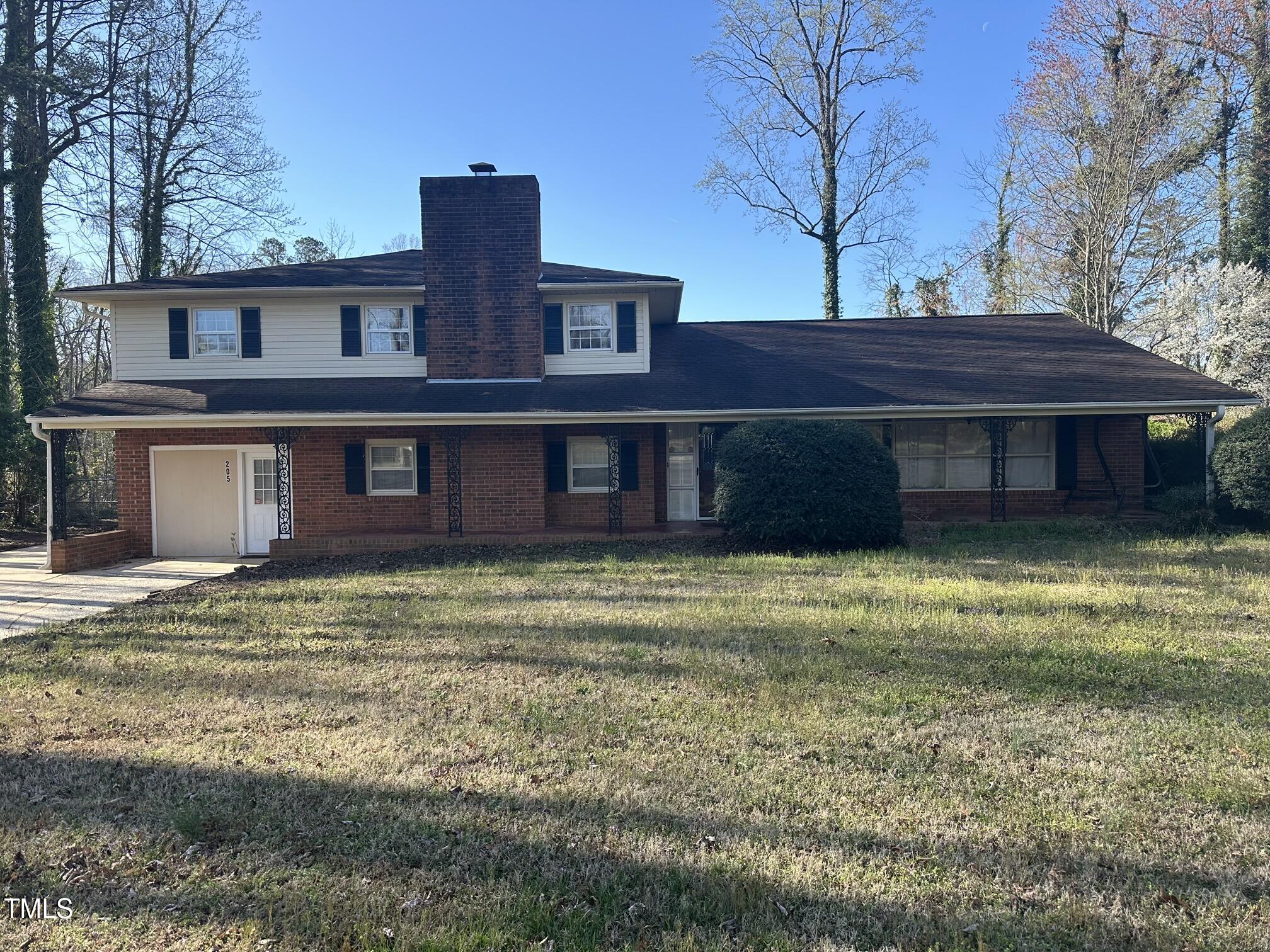 205 Fairway Drive Property Photo