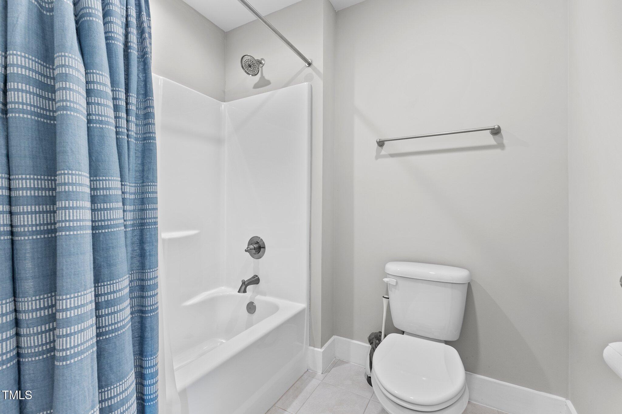 104 Spruce Hollow Circle Property Photo 15