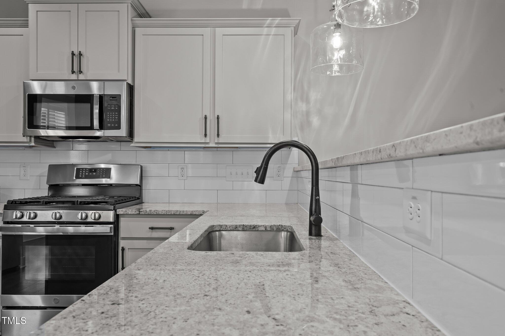 104 Spruce Hollow Circle Property Photo 25