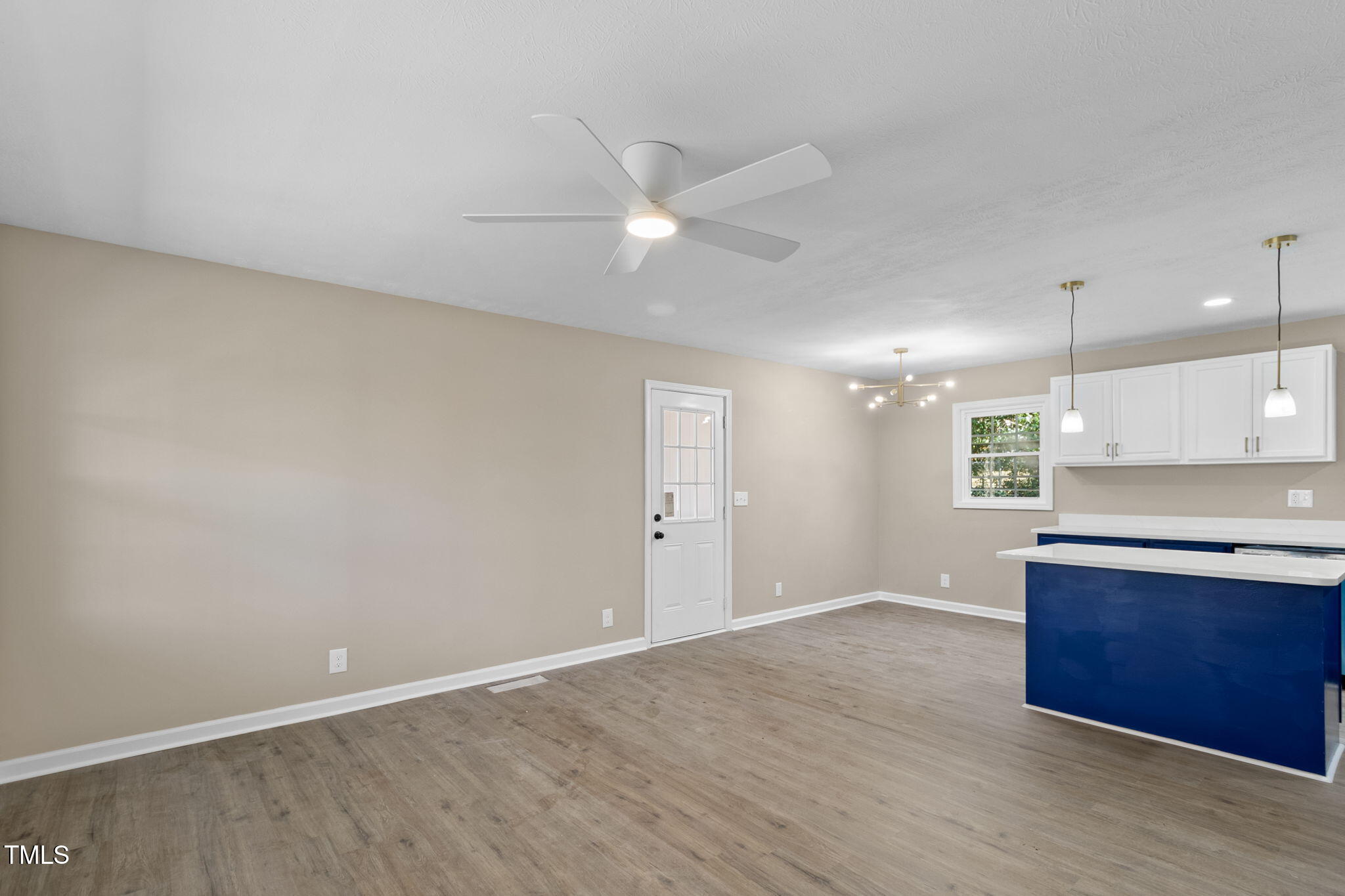 425 Lansdowne Road Property Photo 6