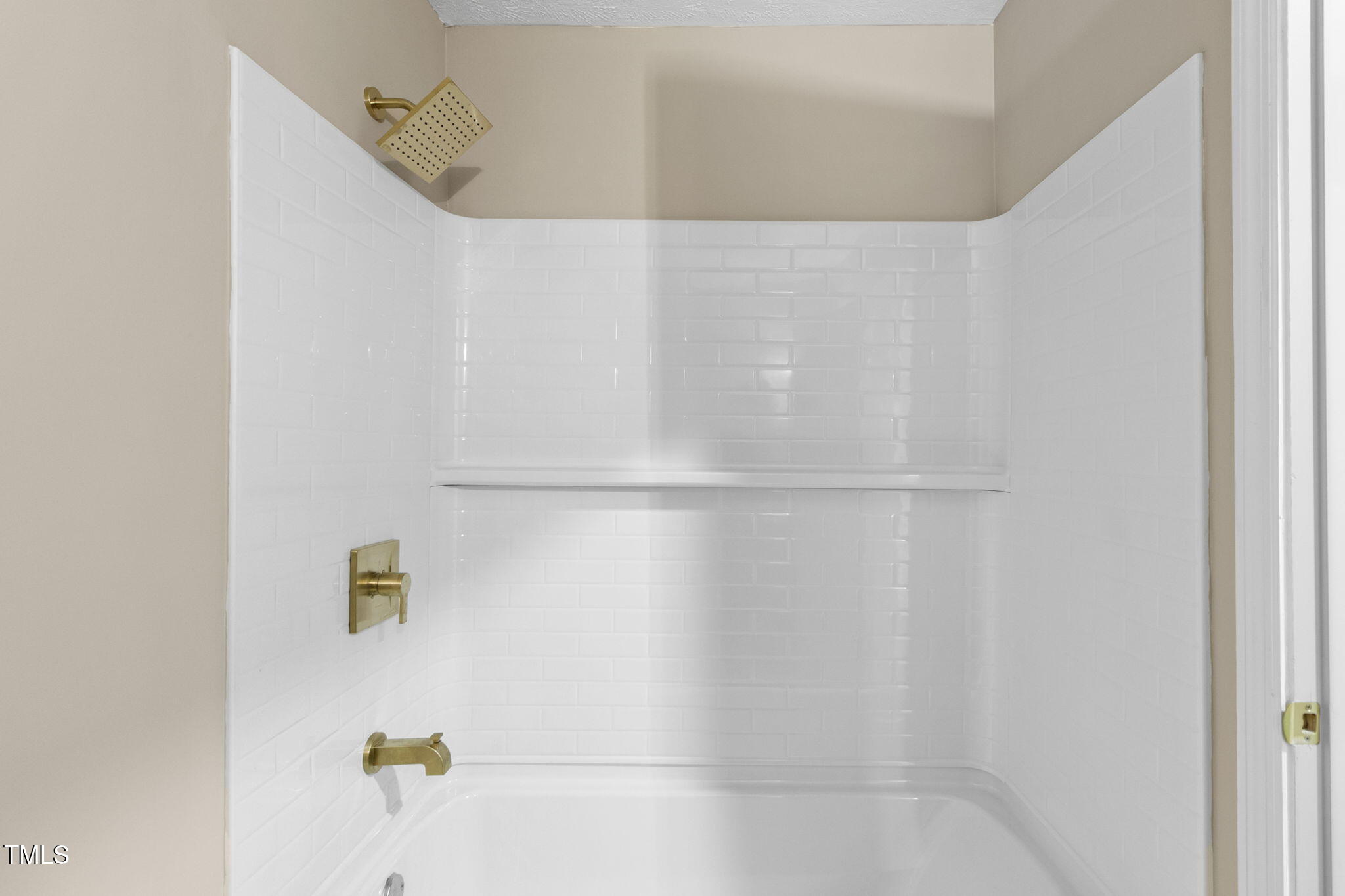 425 Lansdowne Road Property Photo 22
