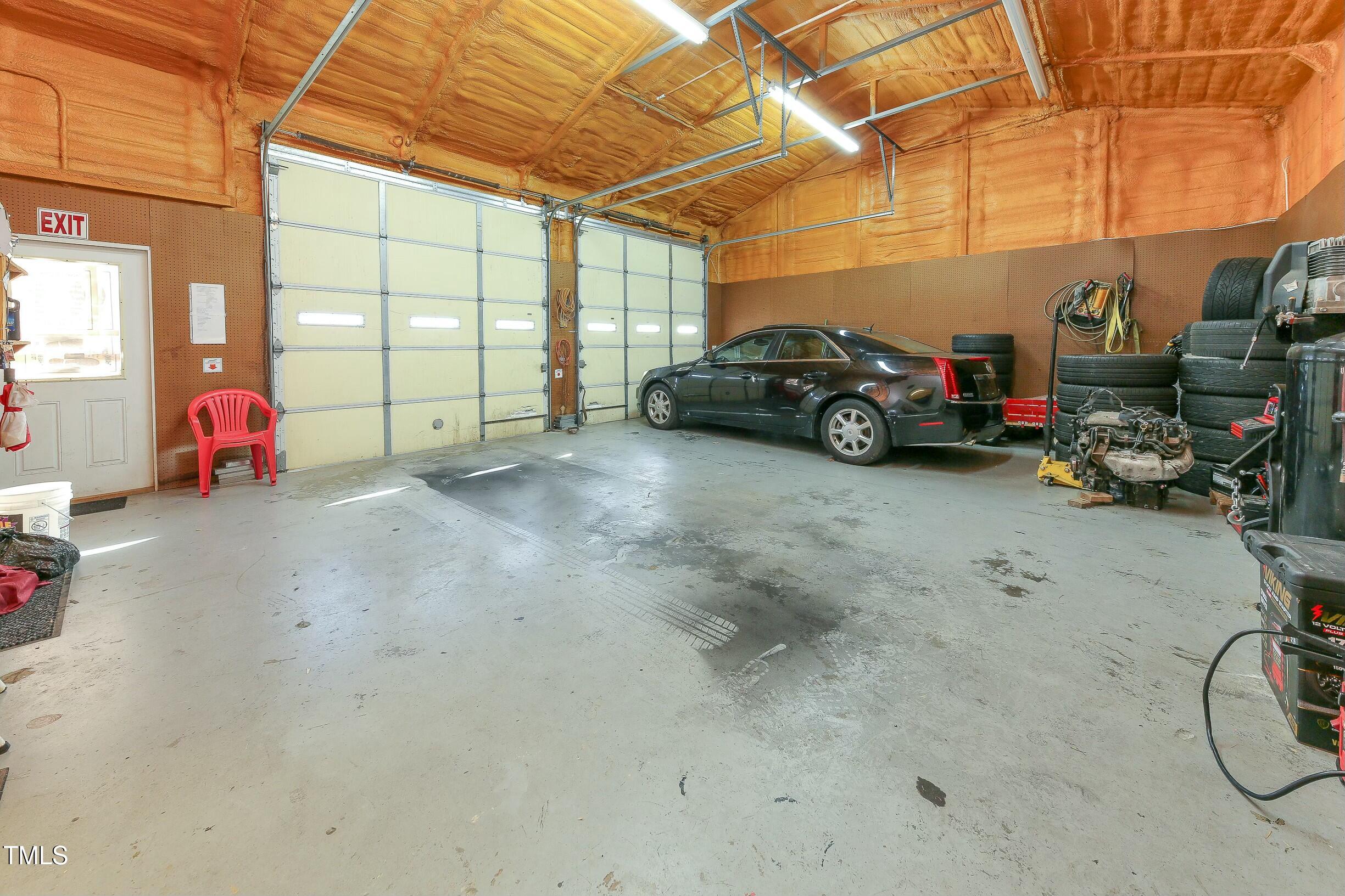 1331 N Road Street Property Photo 3