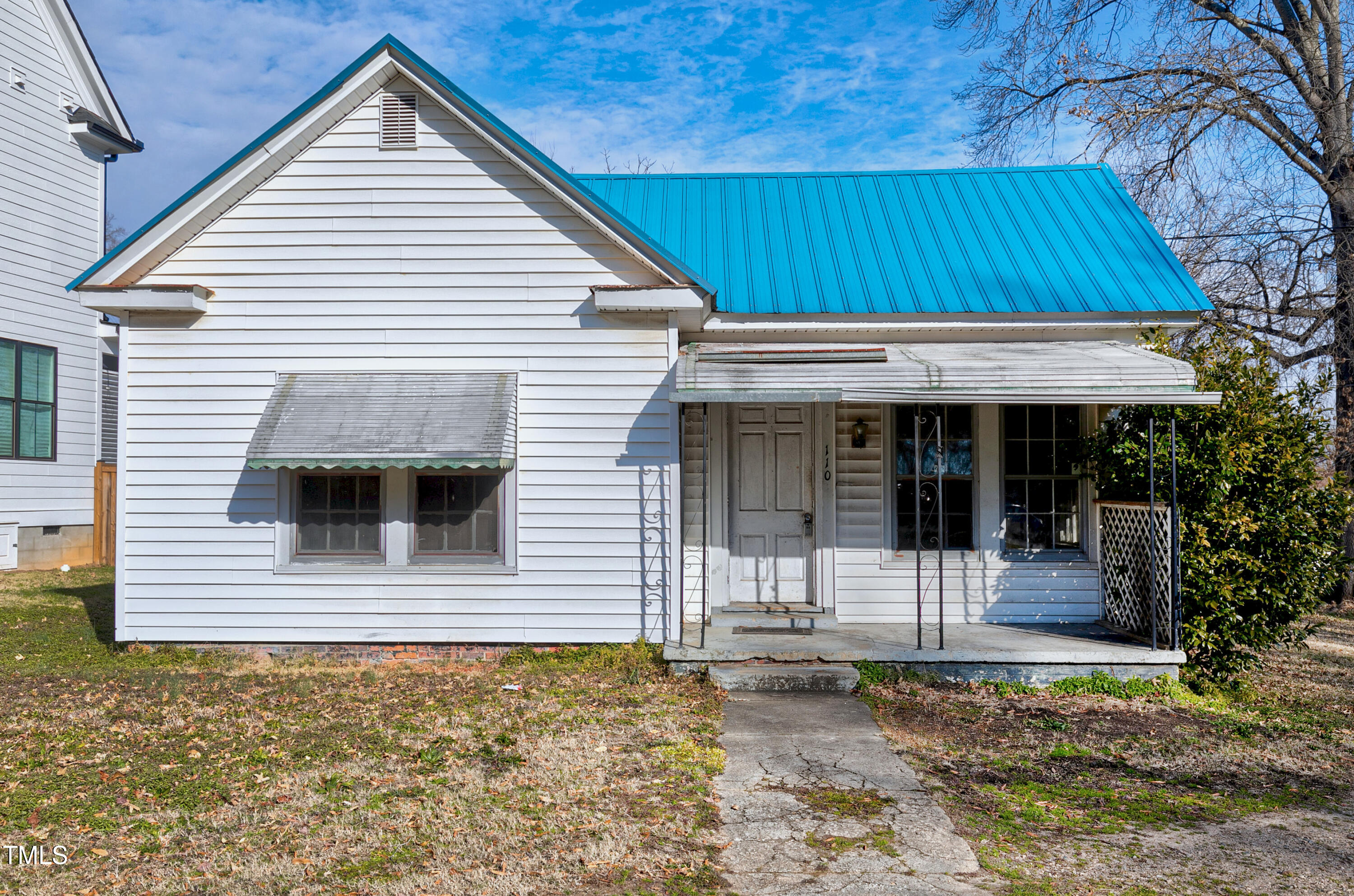 110 Summit Avenue Property Photo 1