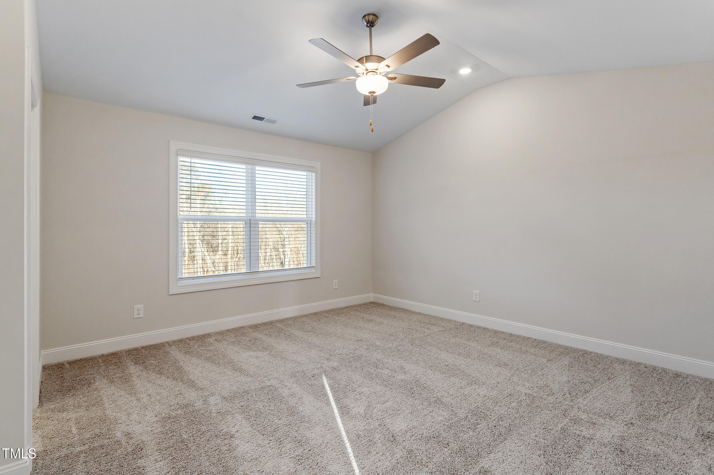 5302 River Reach Drive Property Photo 13