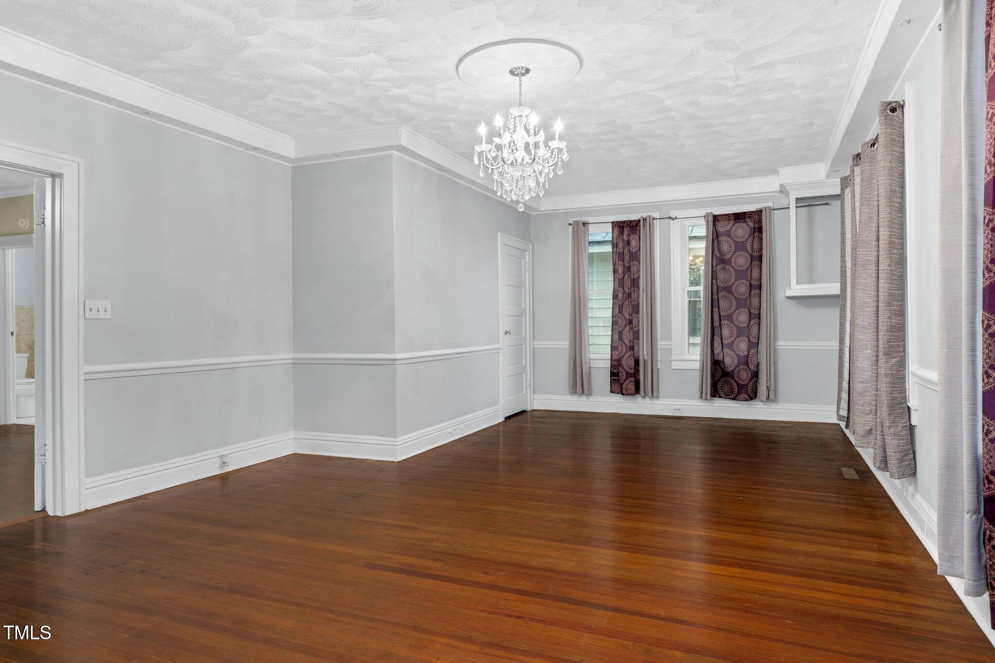 1001 Sunset Avenue Property Photo 4
