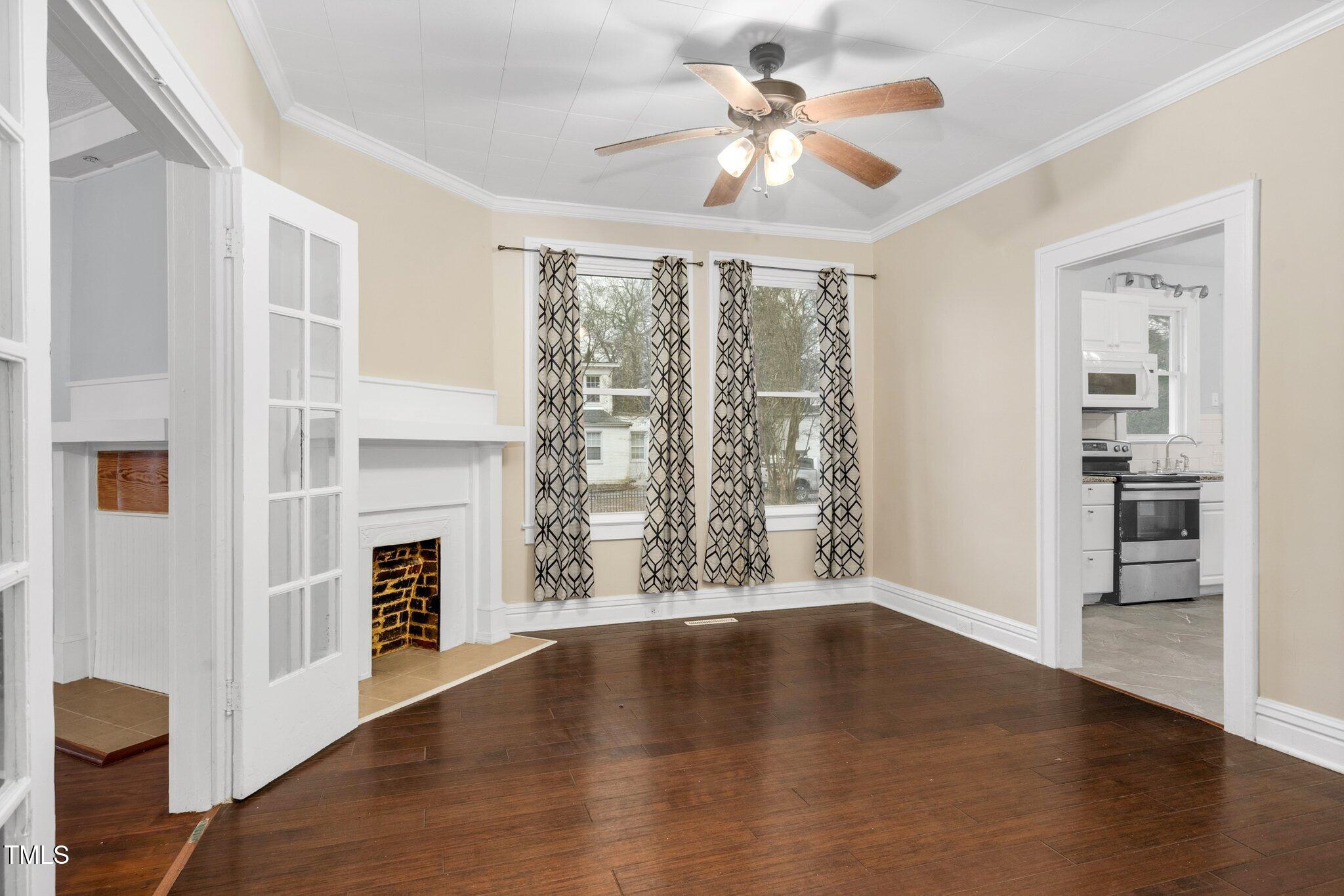 1001 Sunset Avenue Property Photo 6