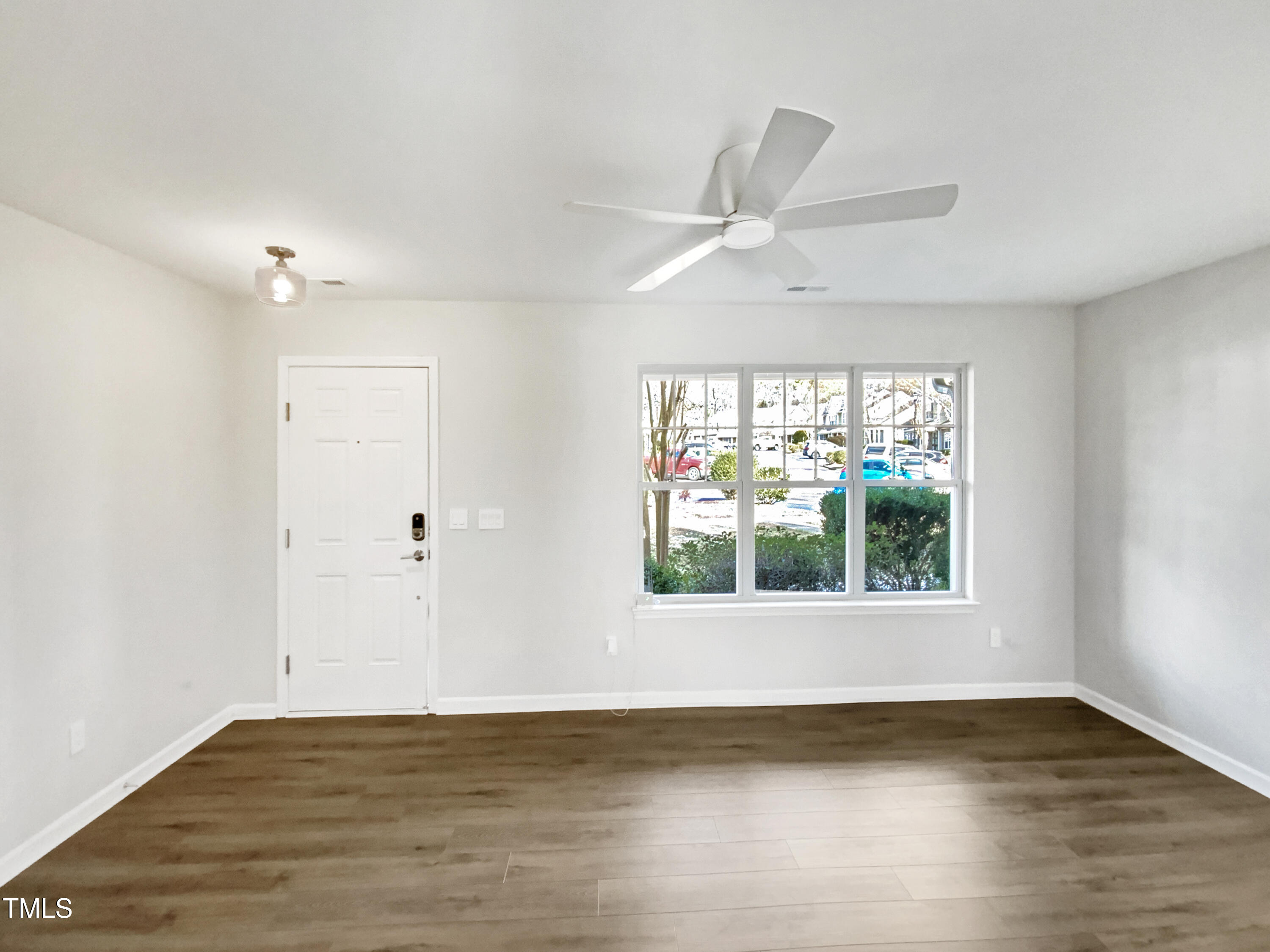3743 Bison Hill Lane Property Photo 3